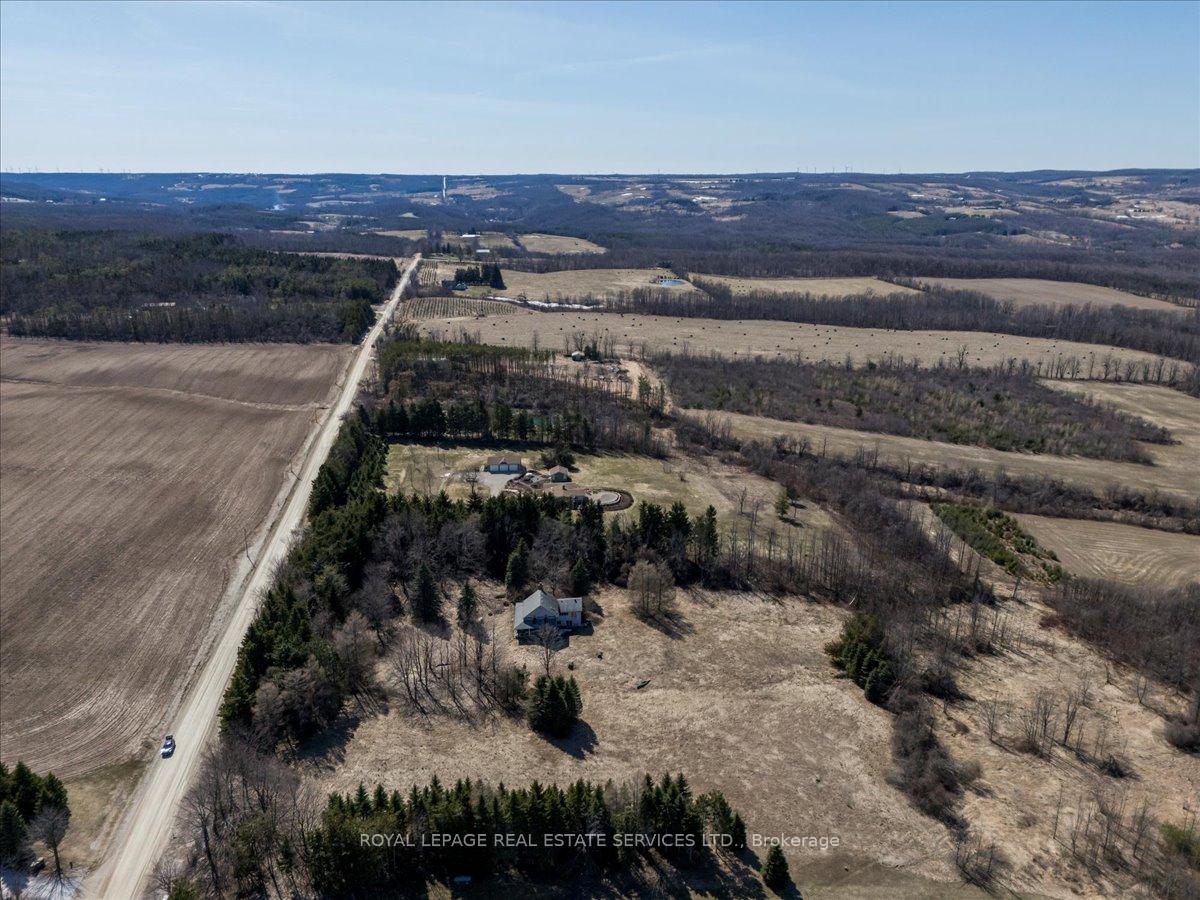 Photo 9 of 7534 6/7 Sideroad Nottawasaga, Clearview, Rural Clearview — HOMEH