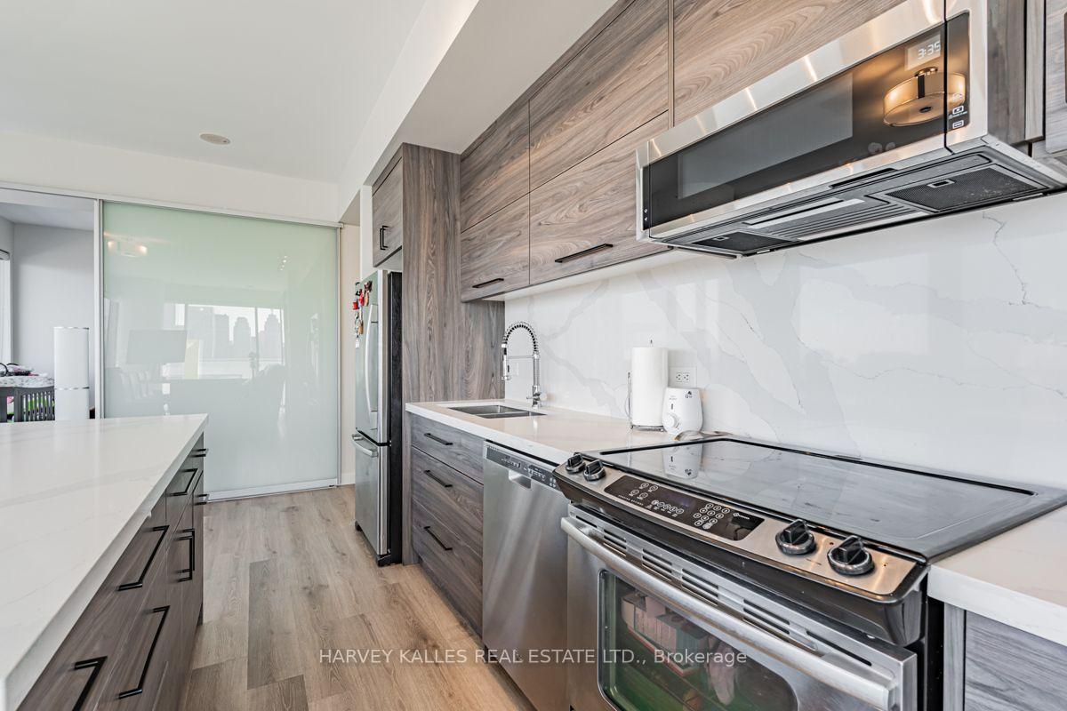 Photo 7 of Unit 3602, 70 Distillery Lane, Toronto, Waterfront Communities — HOMEH