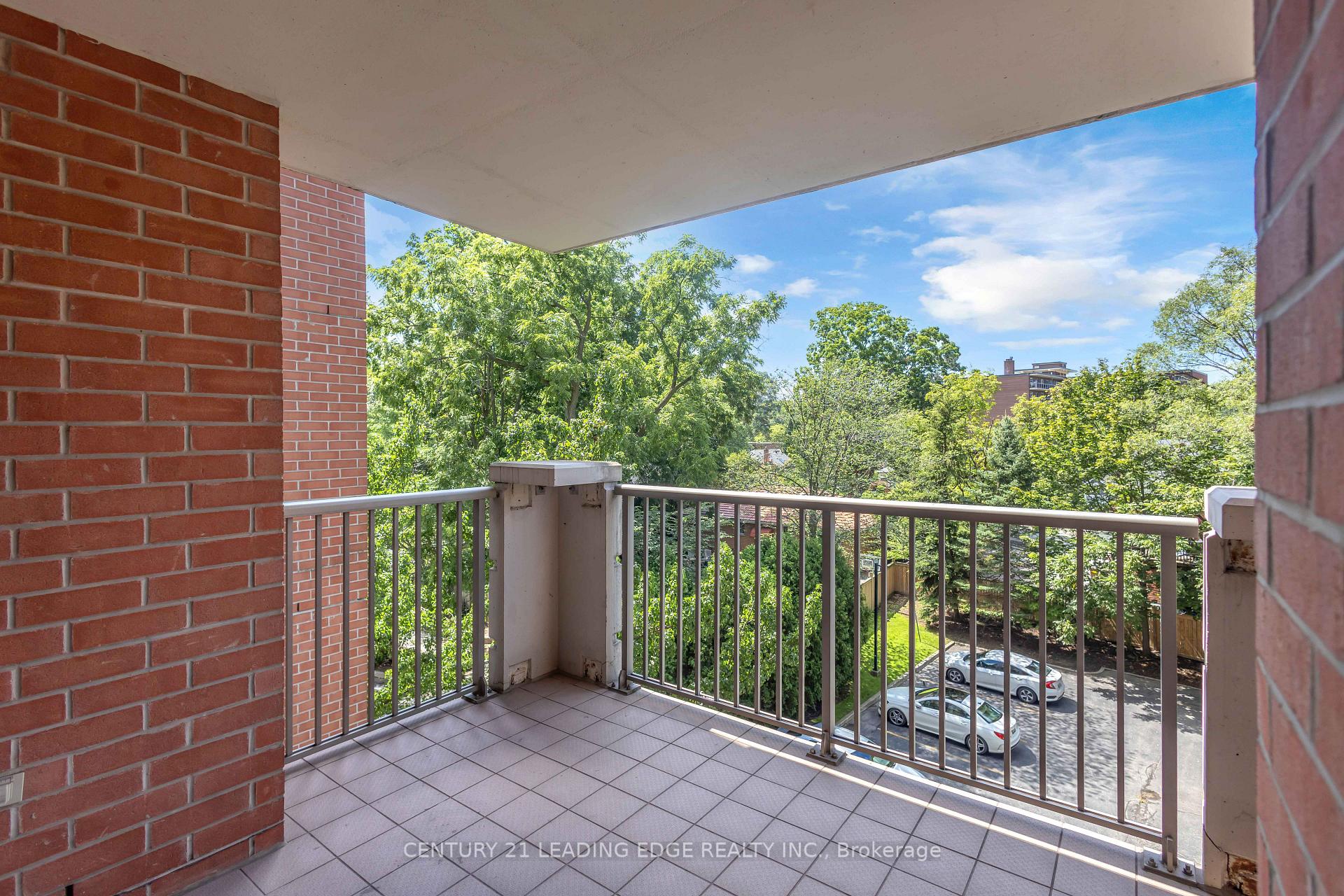 Photo 12 of Unit 403, 442 Maple Ave, Burlington, Brant — HOMEH