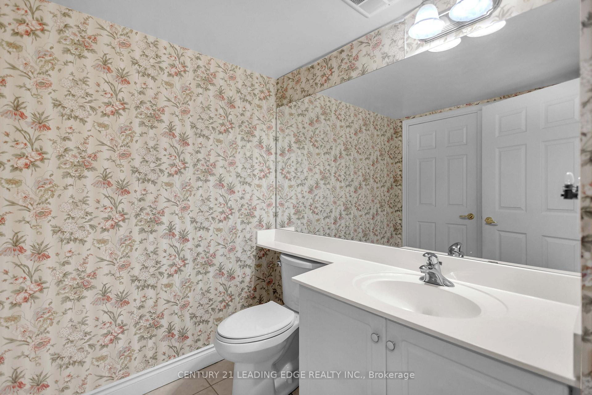Photo 14 of Unit 403, 442 Maple Ave, Burlington, Brant — HOMEH