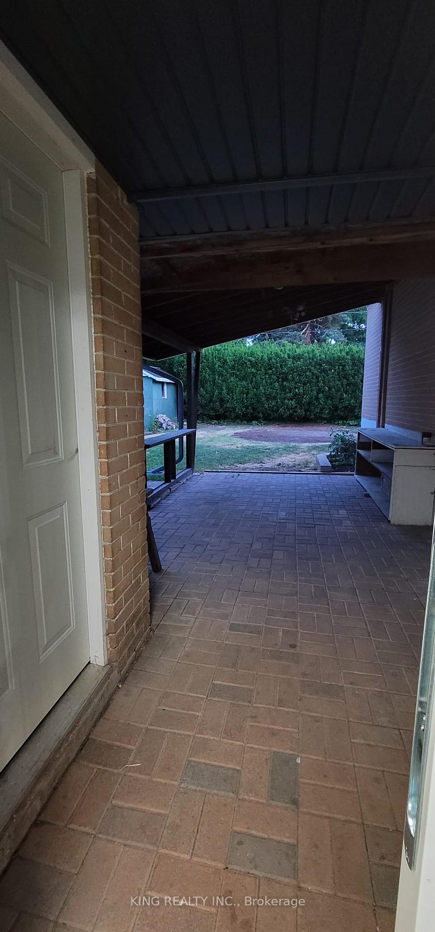 Photo 1 of 13 Brookland Drive W, Brampton, Avondale — HOMEH