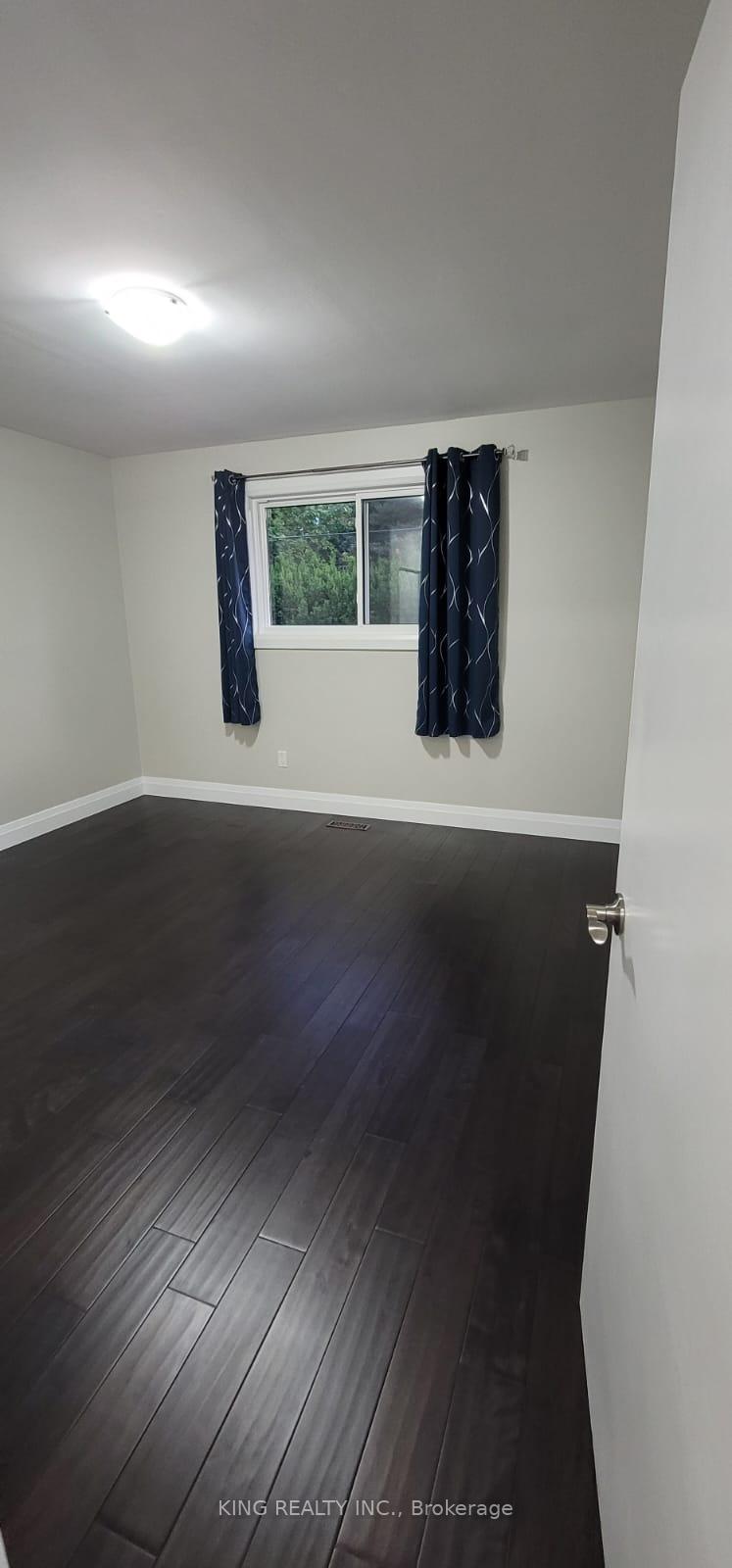 Photo 14 of 13 Brookland Drive W, Brampton, Avondale — HOMEH