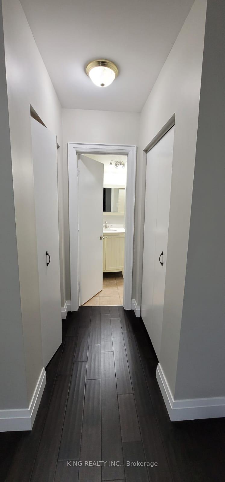 Photo 16 of 13 Brookland Drive W, Brampton, Avondale — HOMEH