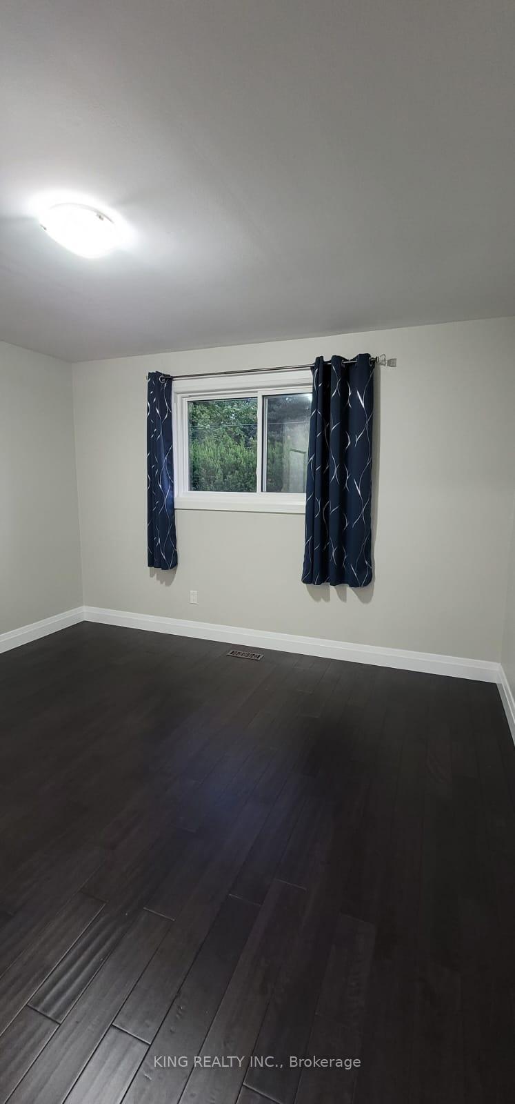 Photo 17 of 13 Brookland Drive W, Brampton, Avondale — HOMEH