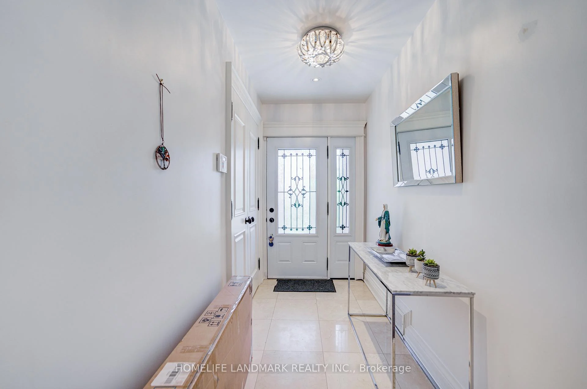 Photo 12 of 102 Stratford Crescent, North York, Bridle Path-Sunnybrook-York Mills — HOMEH