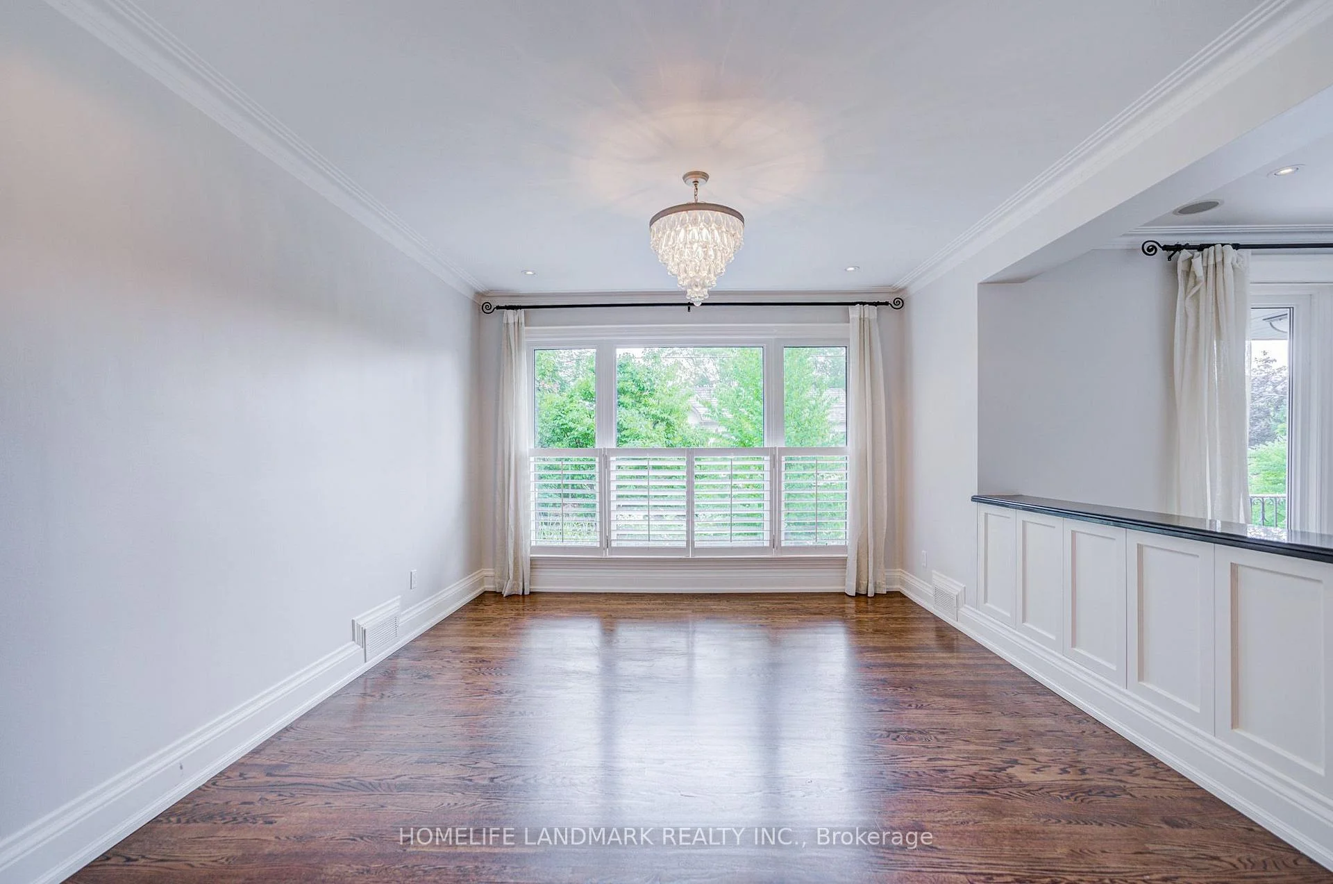Photo 16 of 102 Stratford Crescent, North York, Bridle Path-Sunnybrook-York Mills — HOMEH