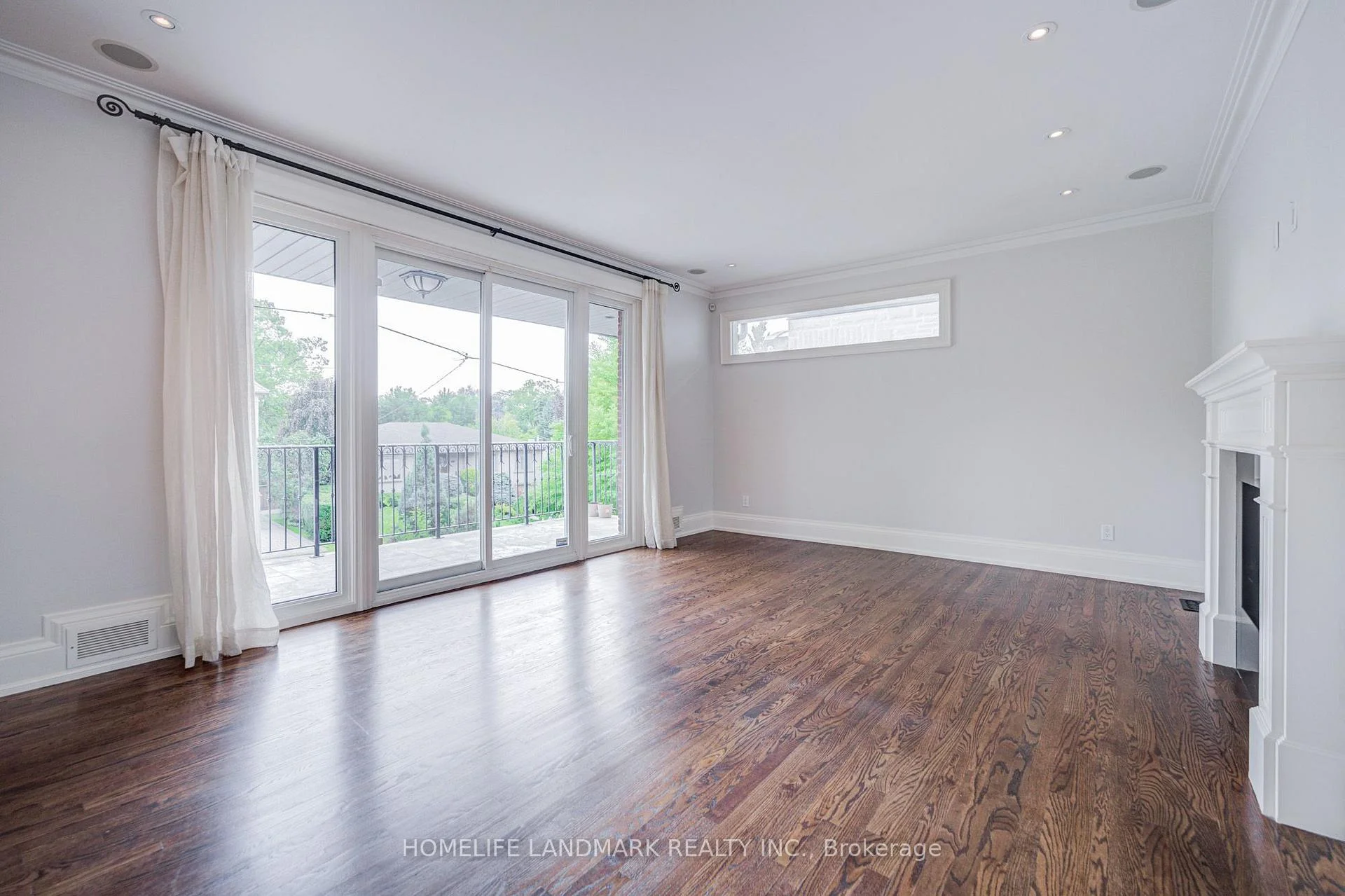 Photo 22 of 102 Stratford Crescent, North York, Bridle Path-Sunnybrook-York Mills — HOMEH