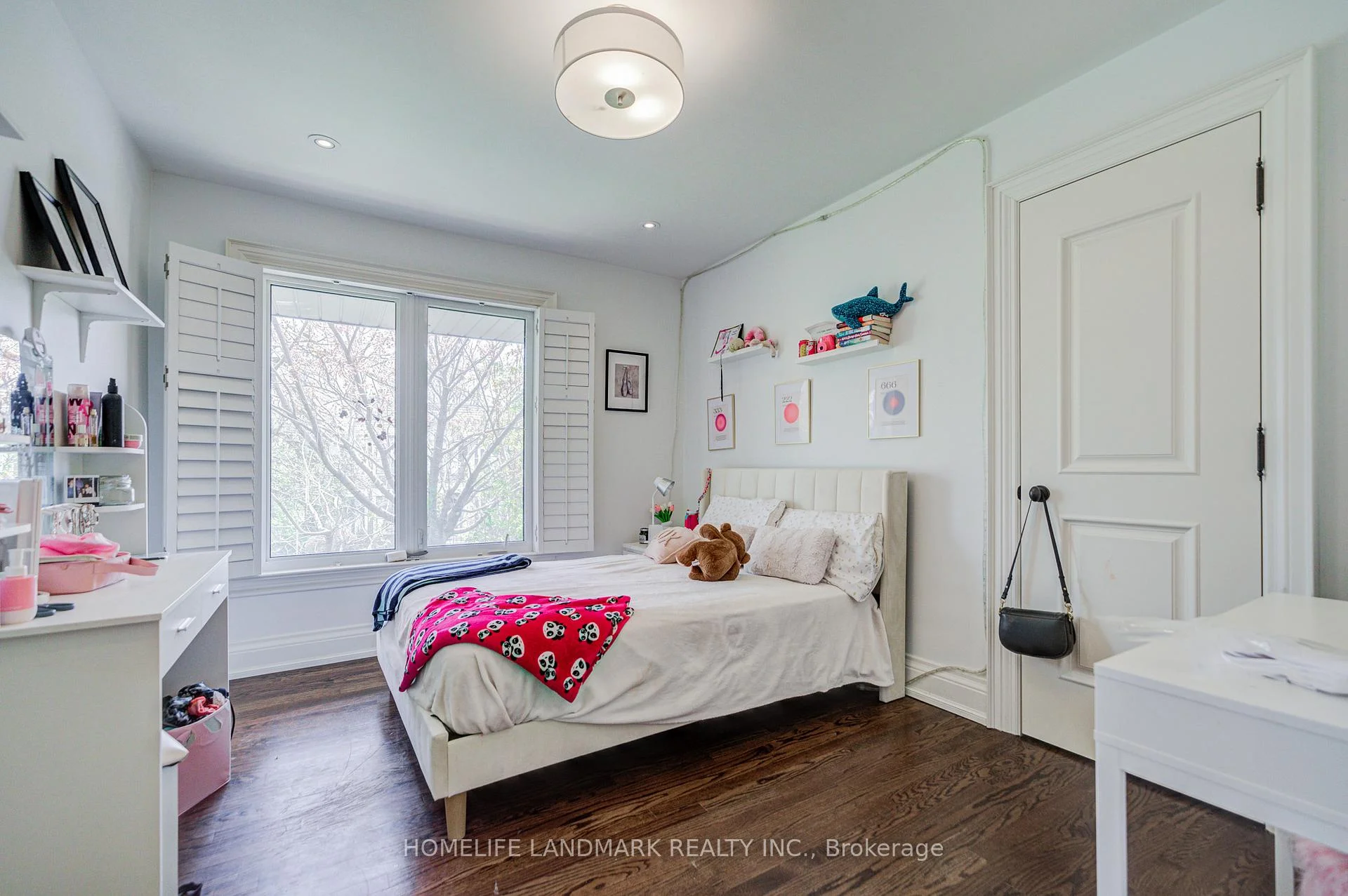 Photo 28 of 102 Stratford Crescent, North York, Bridle Path-Sunnybrook-York Mills — HOMEH