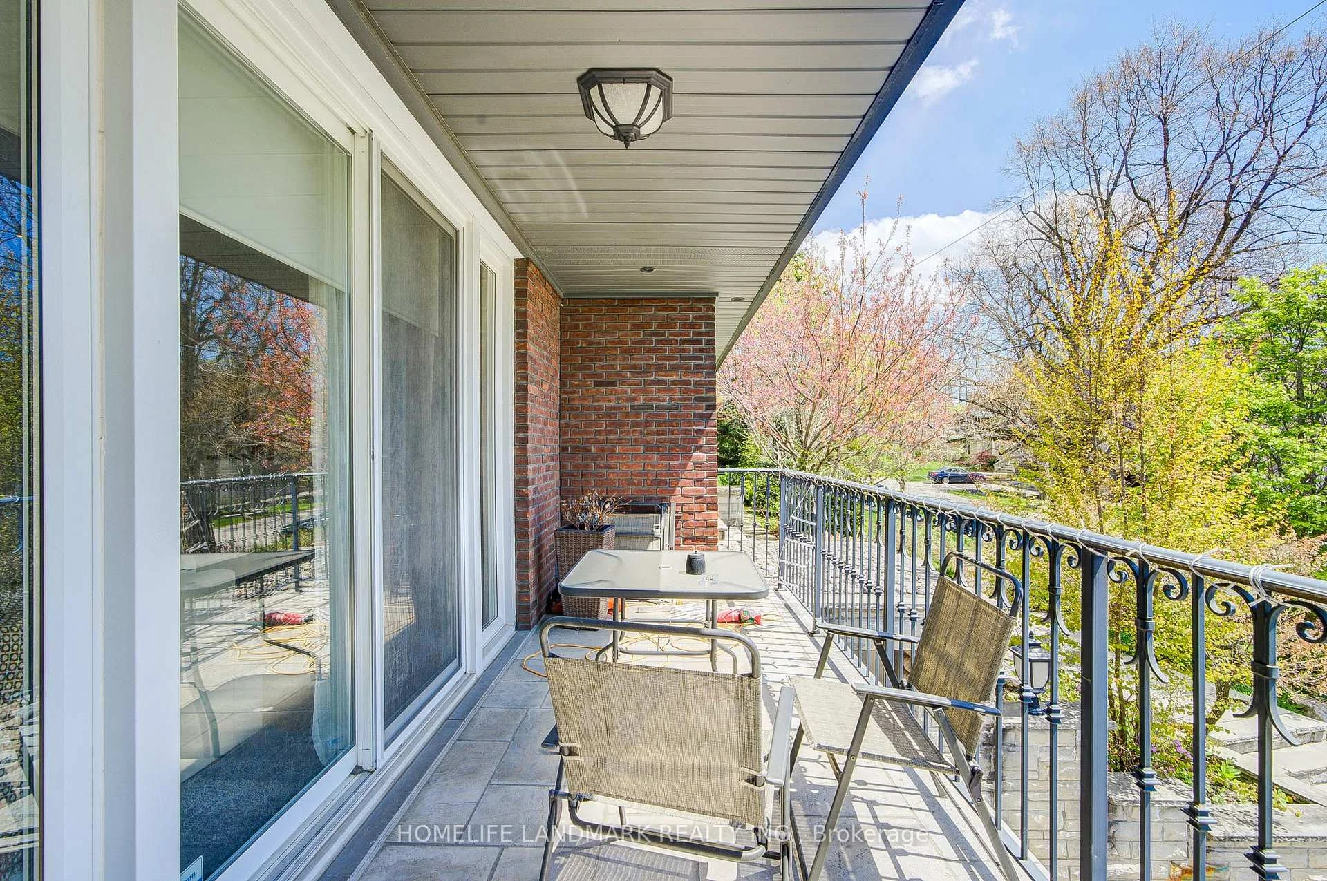 Photo 36 of 102 Stratford Crescent, North York, Bridle Path-Sunnybrook-York Mills — HOMEH