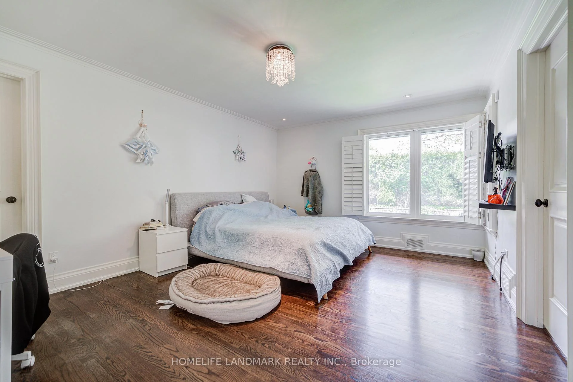 Photo 37 of 102 Stratford Crescent, North York, Bridle Path-Sunnybrook-York Mills — HOMEH