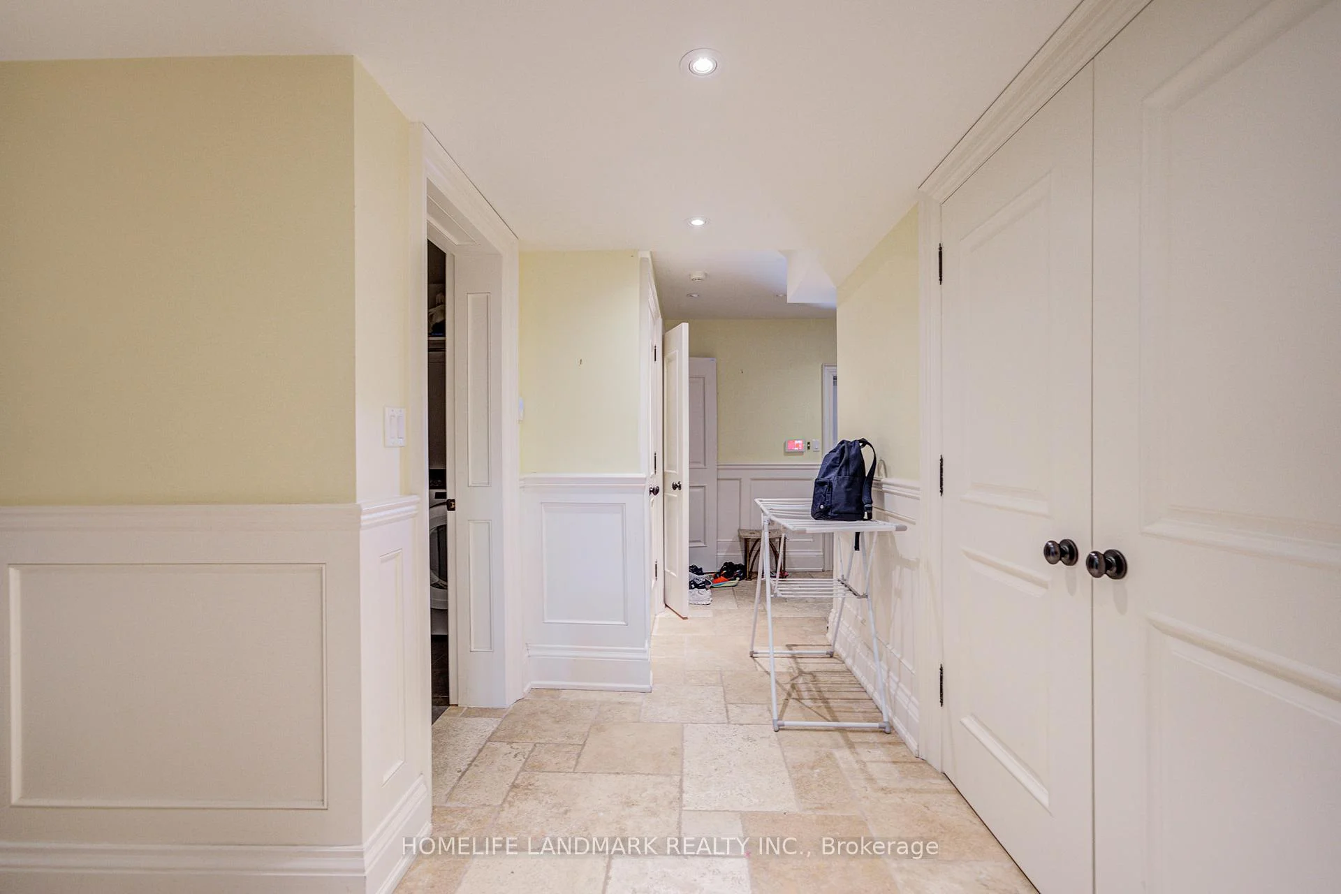 Photo 46 of 102 Stratford Crescent, North York, Bridle Path-Sunnybrook-York Mills — HOMEH