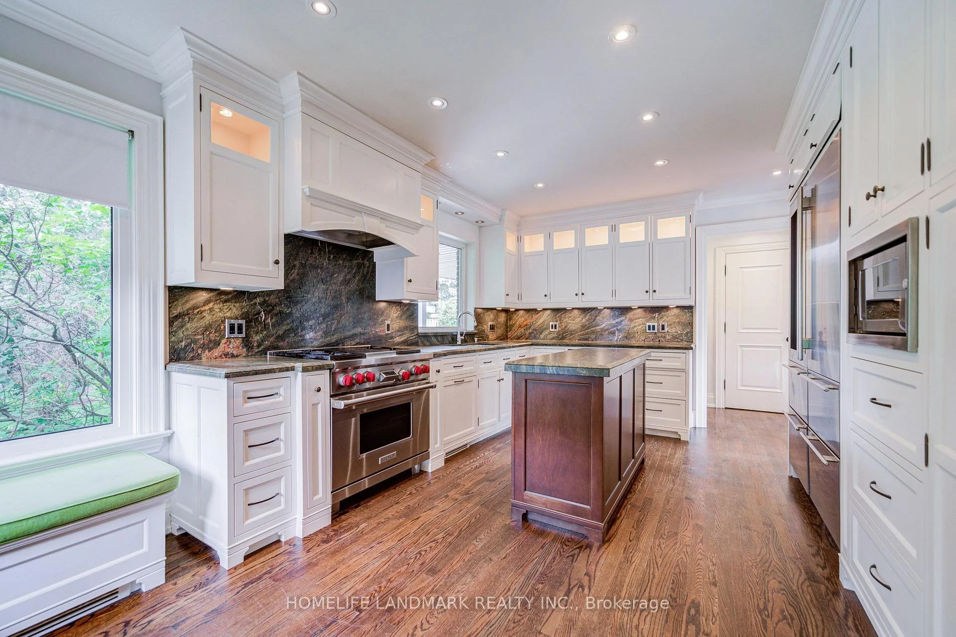 Photo 54 of 102 Stratford Crescent, North York, Bridle Path-Sunnybrook-York Mills — HOMEH