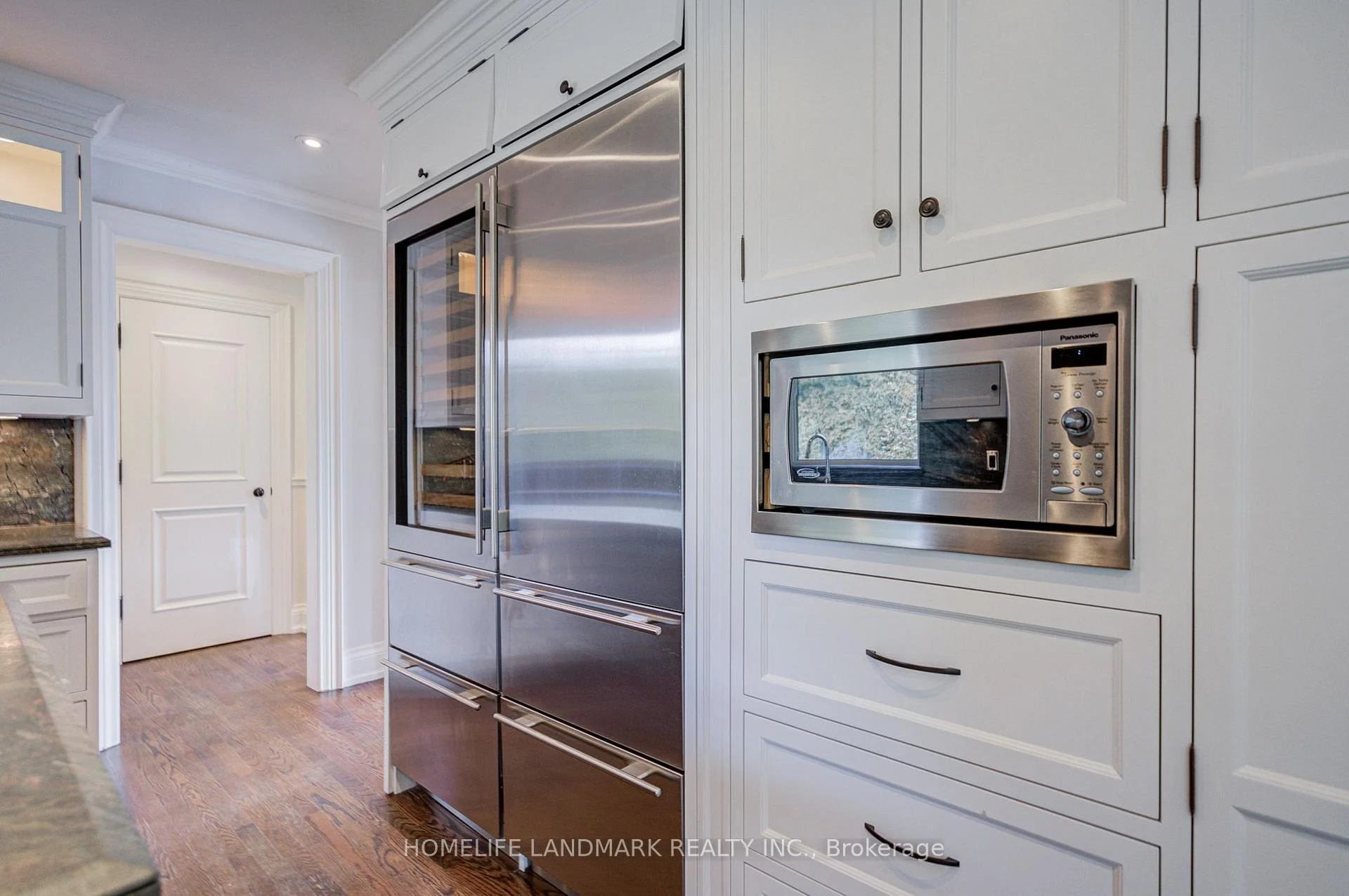 Photo 62 of 102 Stratford Crescent, North York, Bridle Path-Sunnybrook-York Mills — HOMEH