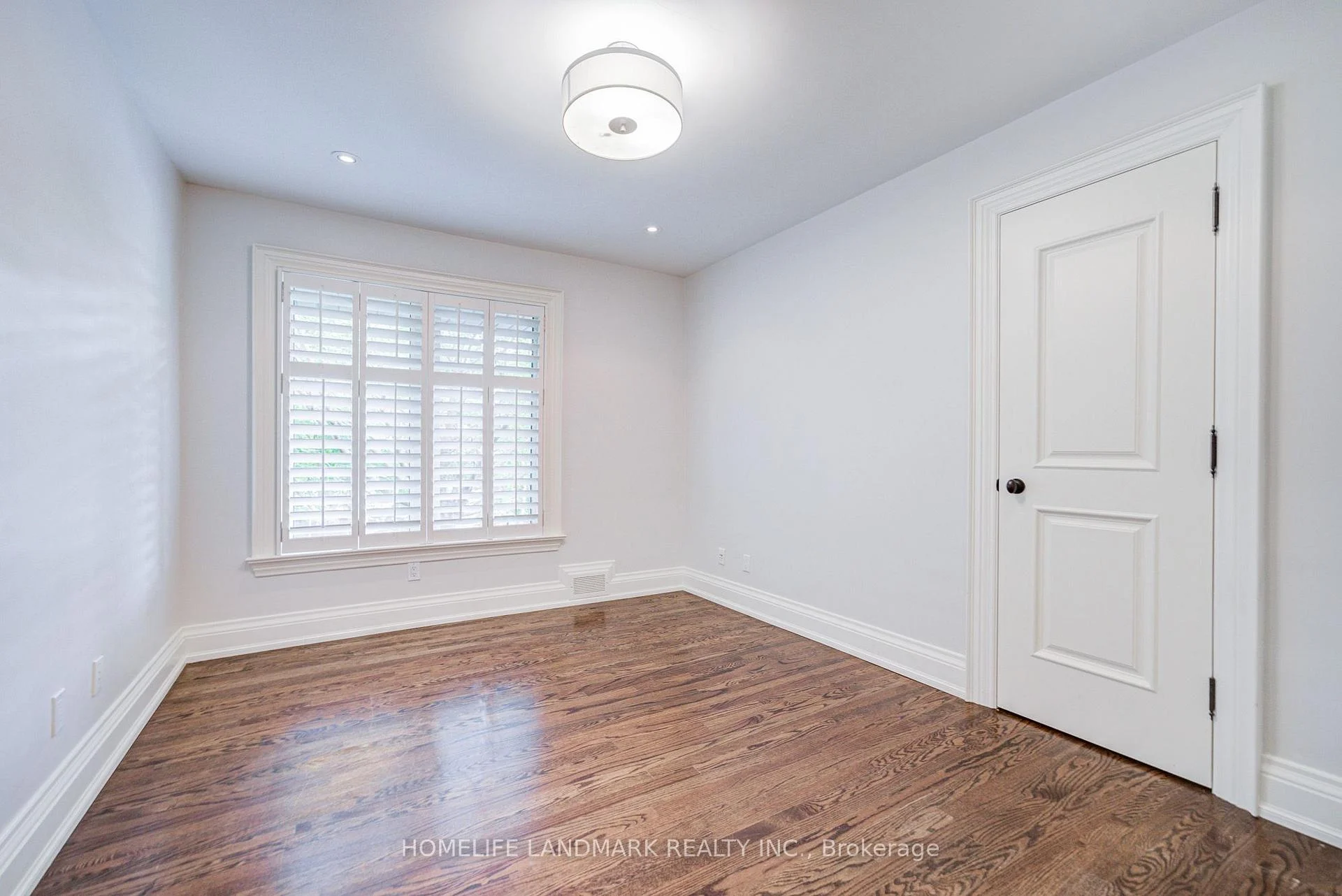 Photo 64 of 102 Stratford Crescent, North York, Bridle Path-Sunnybrook-York Mills — HOMEH