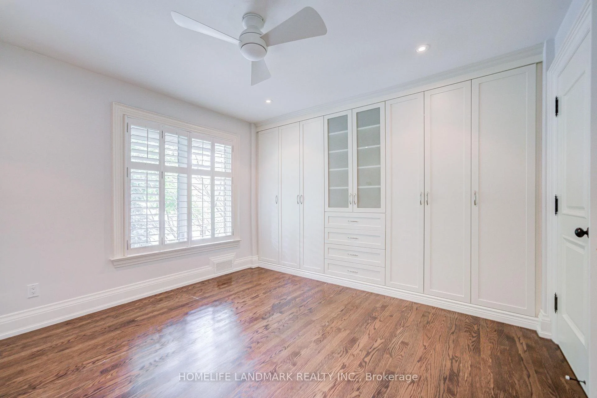 Photo 65 of 102 Stratford Crescent, North York, Bridle Path-Sunnybrook-York Mills — HOMEH