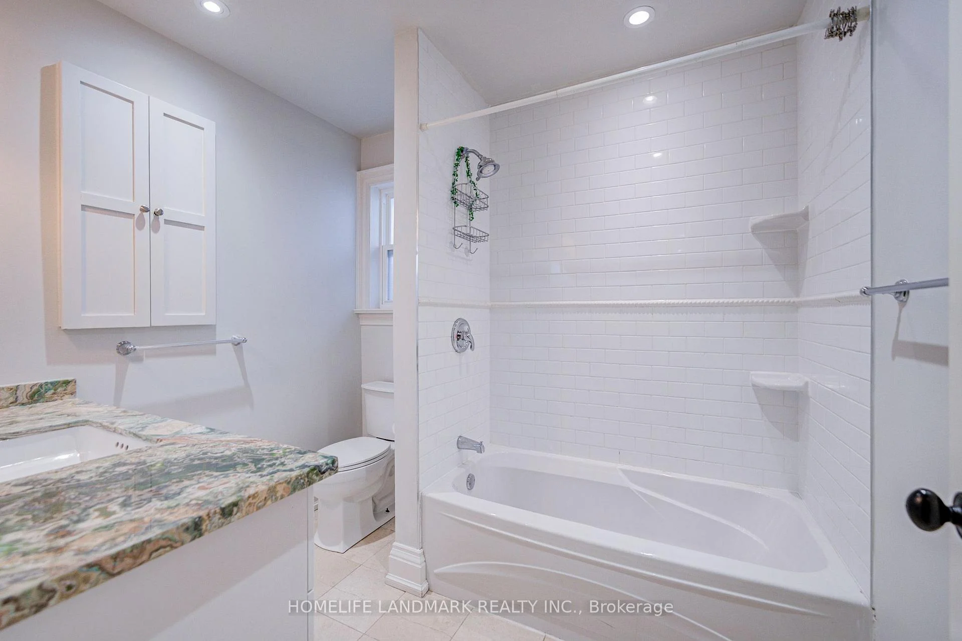 Photo 67 of 102 Stratford Crescent, North York, Bridle Path-Sunnybrook-York Mills — HOMEH