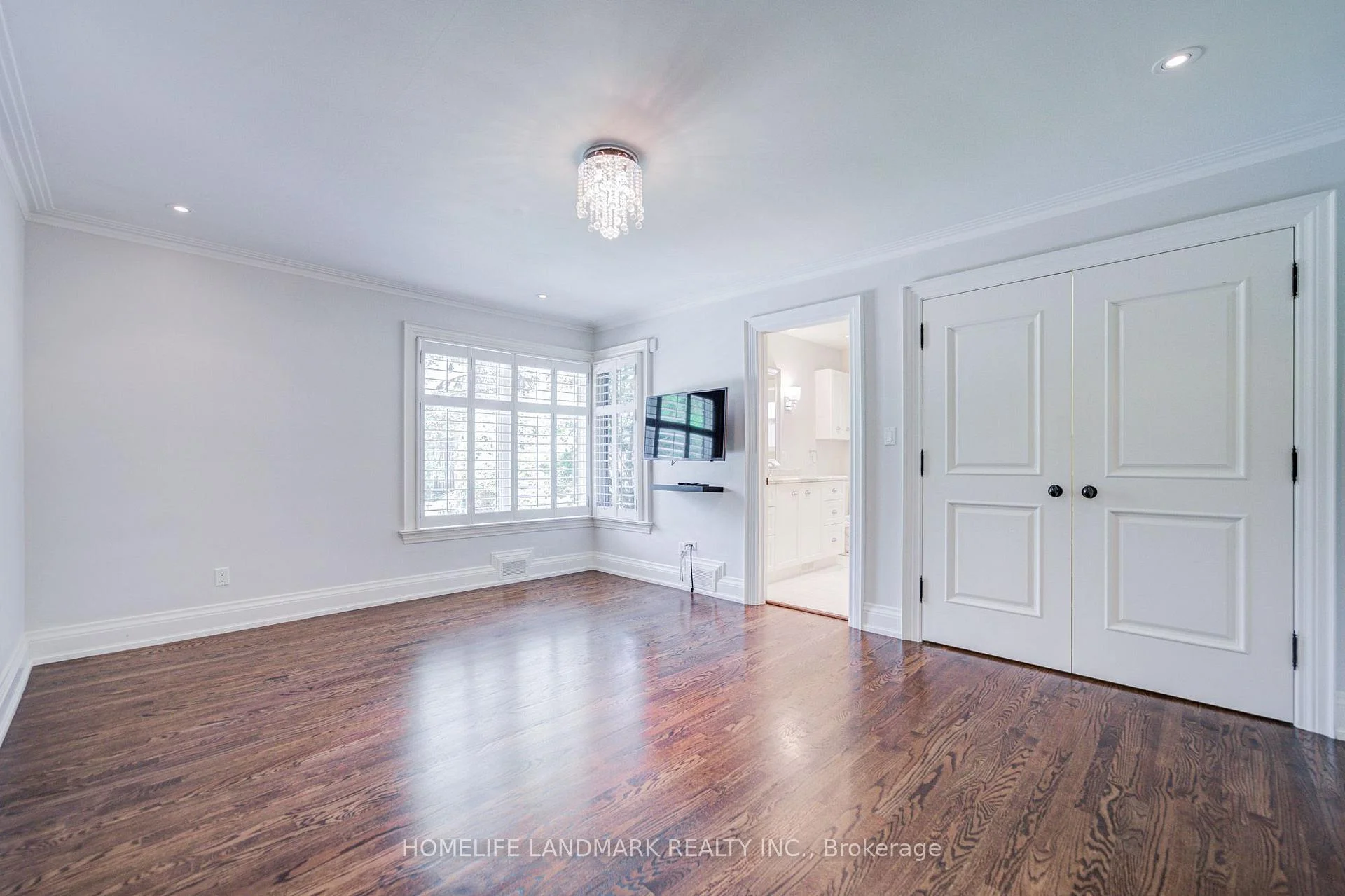 Photo 74 of 102 Stratford Crescent, North York, Bridle Path-Sunnybrook-York Mills — HOMEH