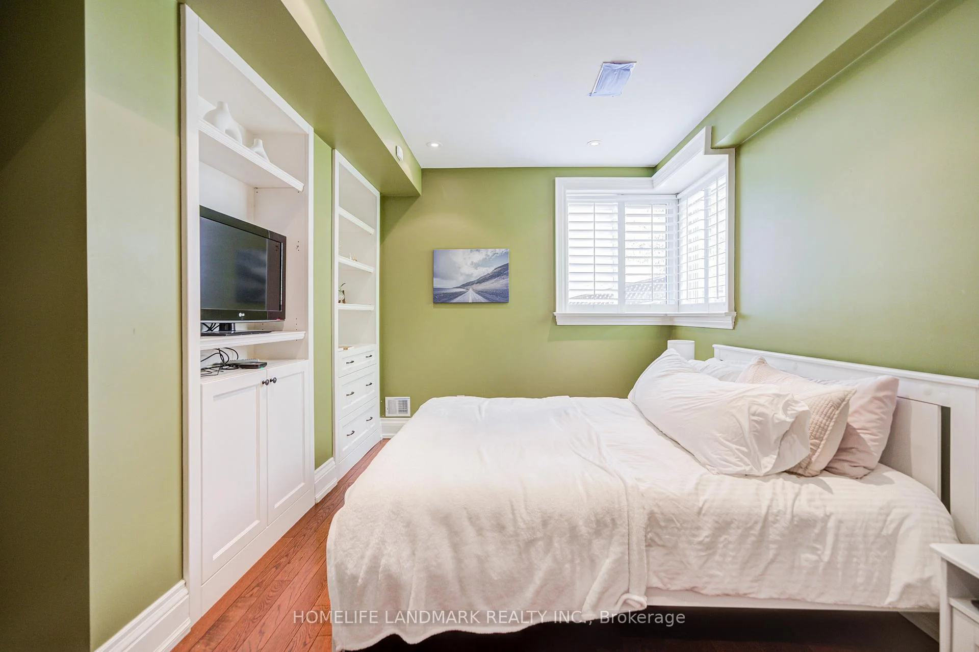 Photo 78 of 102 Stratford Crescent, North York, Bridle Path-Sunnybrook-York Mills — HOMEH