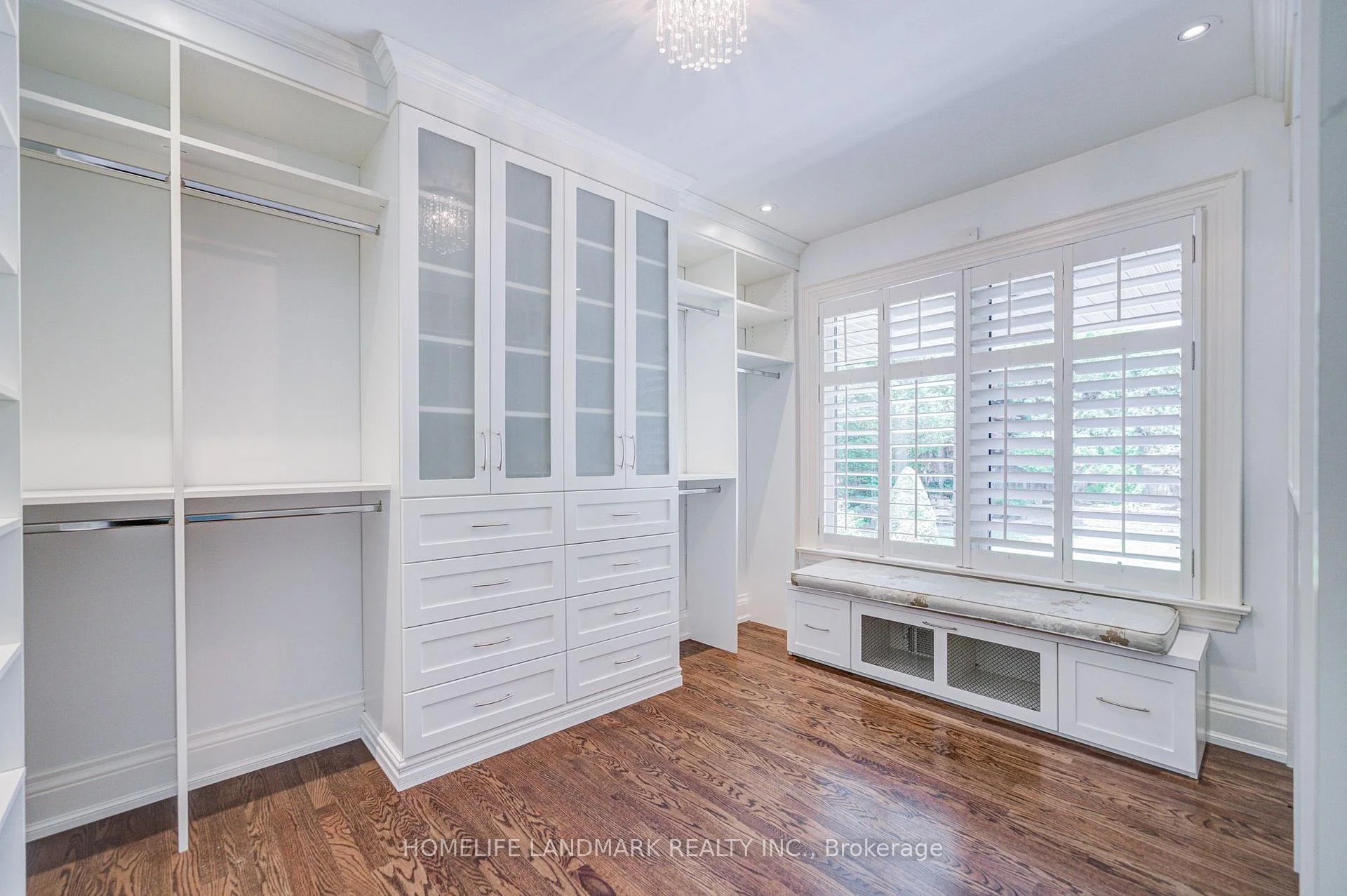Photo 79 of 102 Stratford Crescent, North York, Bridle Path-Sunnybrook-York Mills — HOMEH