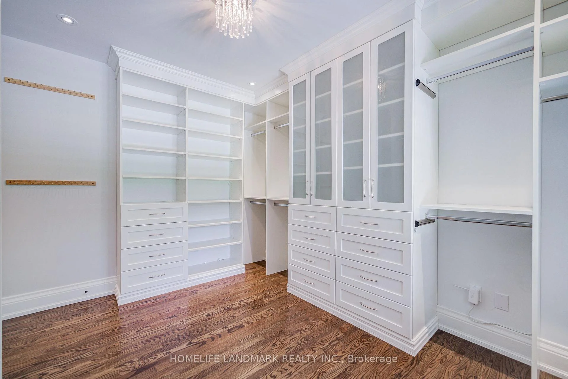 Photo 81 of 102 Stratford Crescent, North York, Bridle Path-Sunnybrook-York Mills — HOMEH