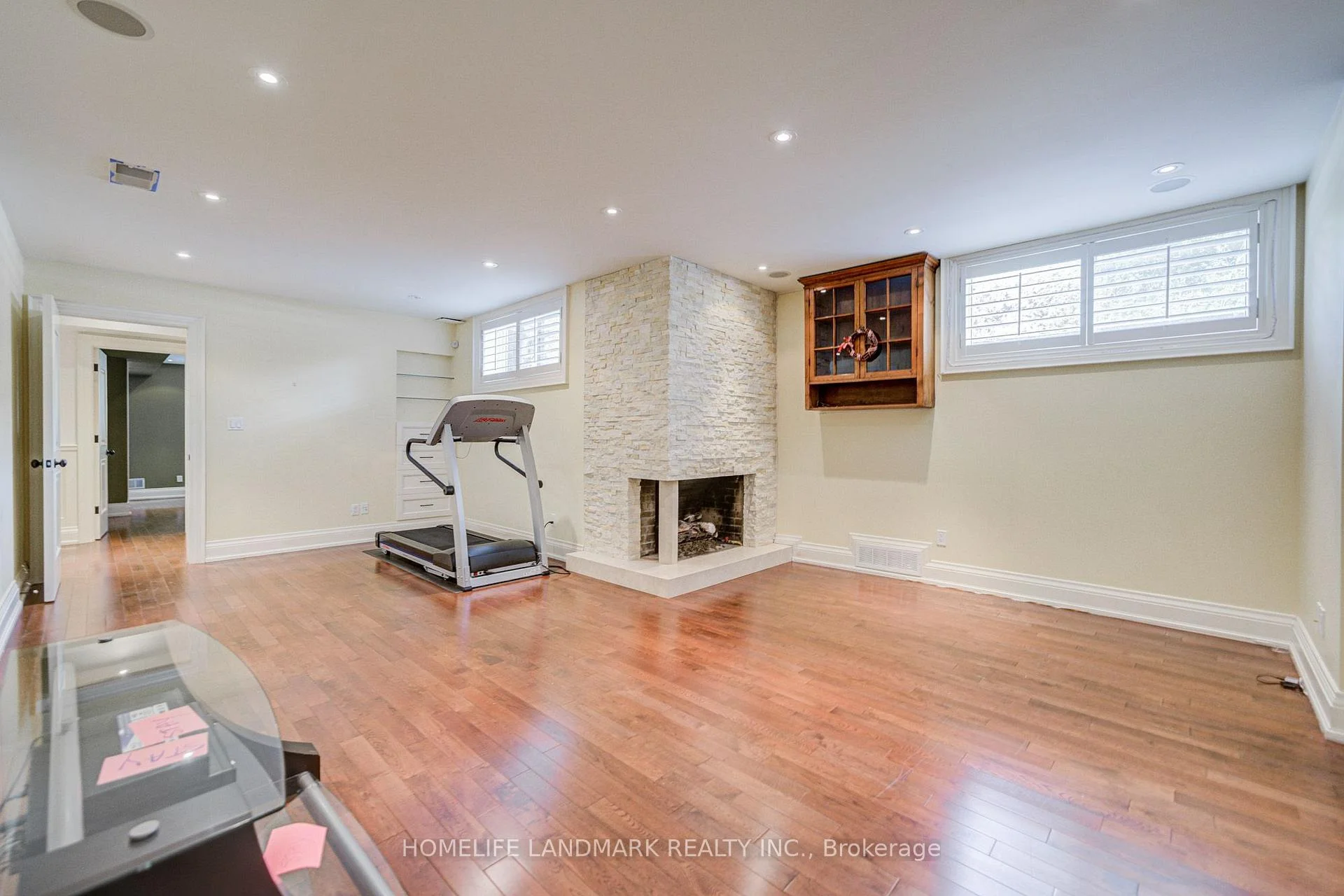 Photo 82 of 102 Stratford Crescent, North York, Bridle Path-Sunnybrook-York Mills — HOMEH