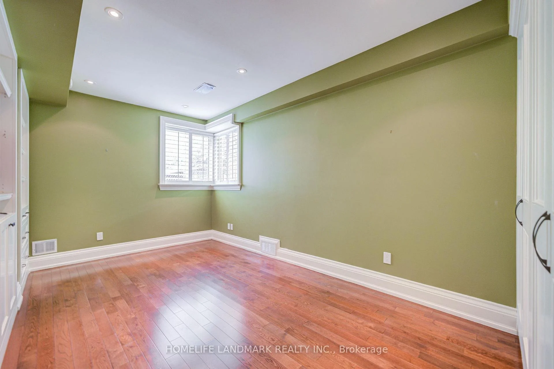 Photo 85 of 102 Stratford Crescent, North York, Bridle Path-Sunnybrook-York Mills — HOMEH