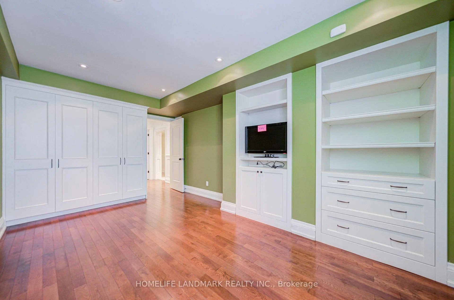 Photo 88 of 102 Stratford Crescent, North York, Bridle Path-Sunnybrook-York Mills — HOMEH