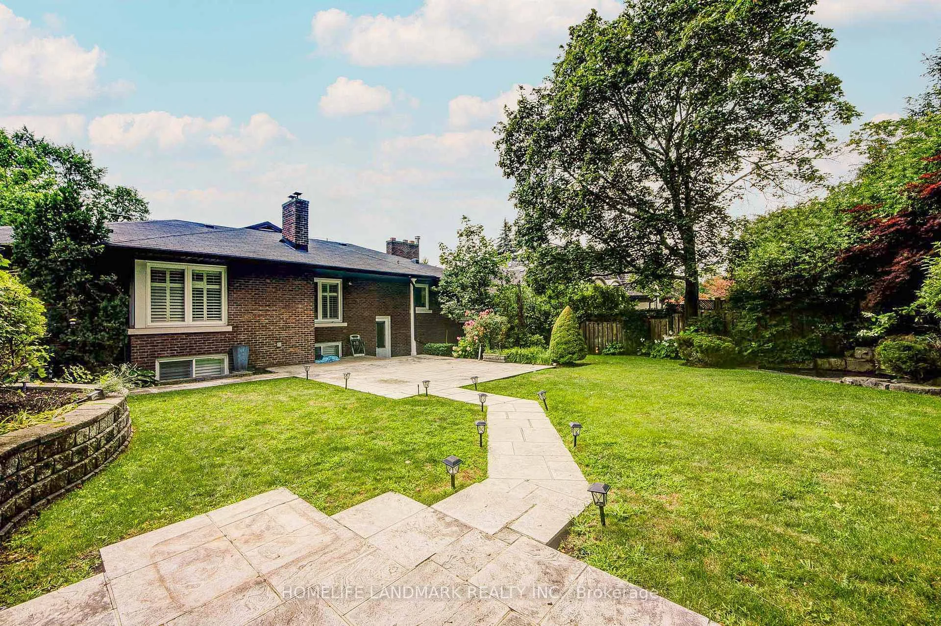 Photo 100 of 102 Stratford Crescent, North York, Bridle Path-Sunnybrook-York Mills — HOMEH