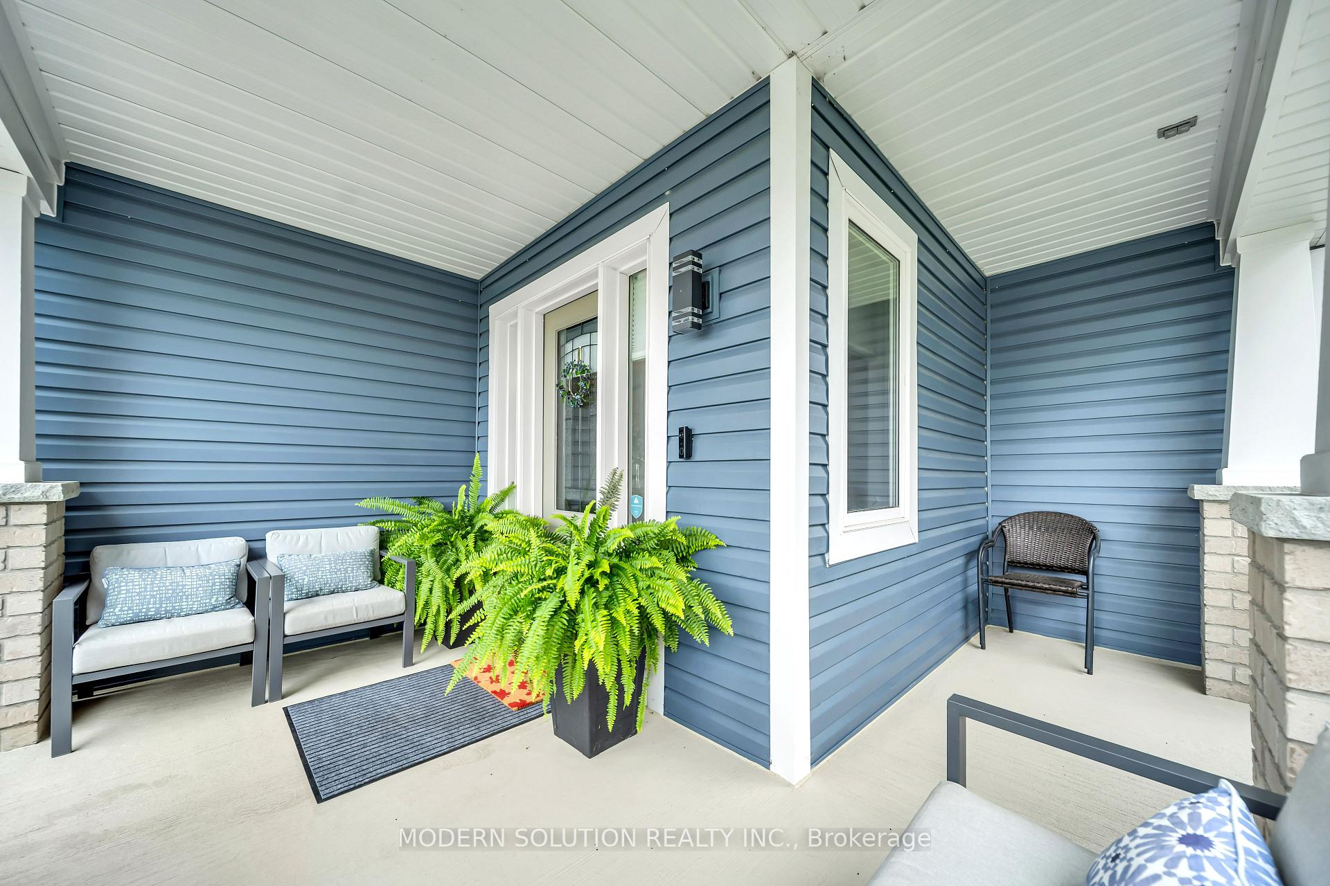Photo 3 of 16 Stother Crescent, Bracebridge, Macaulay — HOMEH