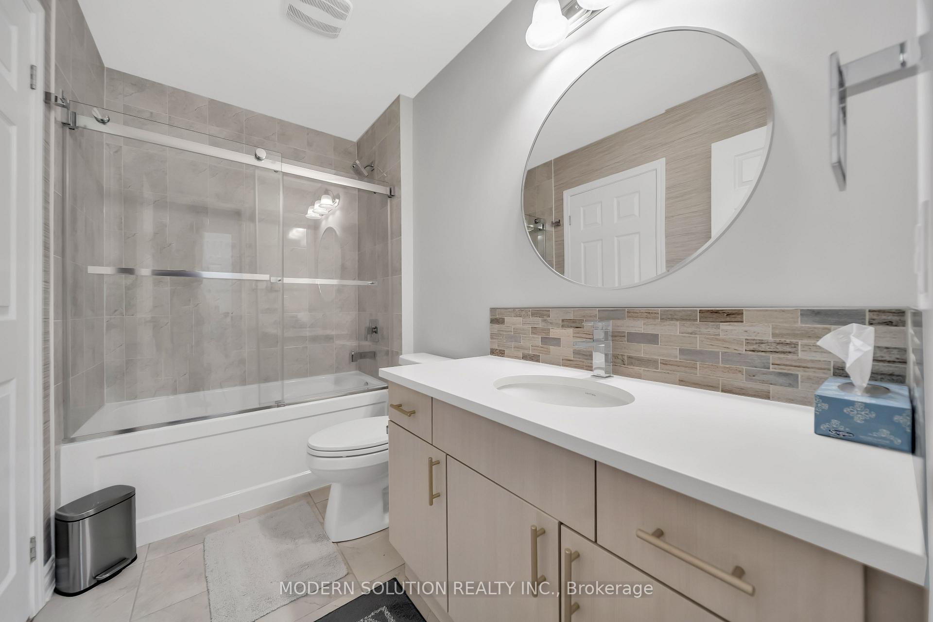 Photo 15 of 16 Stother Crescent, Bracebridge, Macaulay — HOMEH