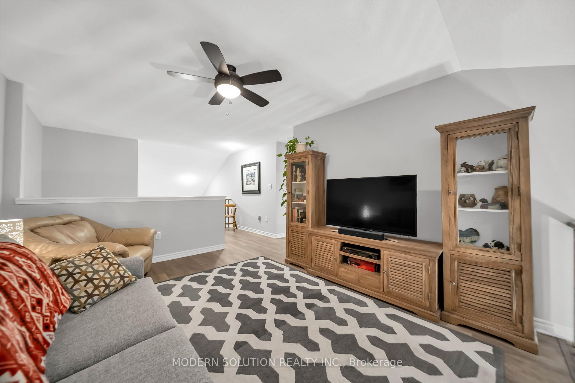 Photo 35 of 16 Stother Crescent, Bracebridge, Macaulay — HOMEH
