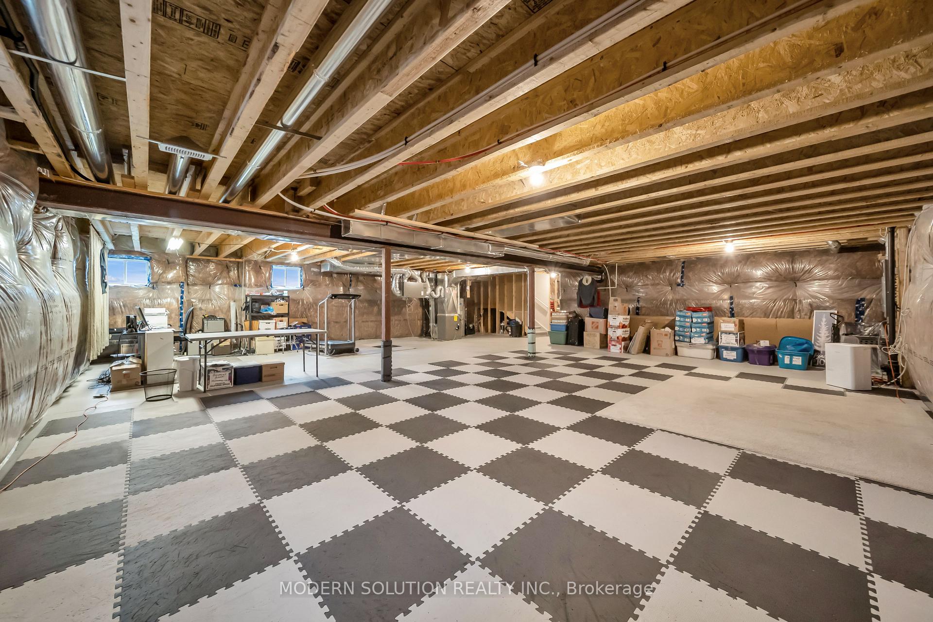 Photo 39 of 16 Stother Crescent, Bracebridge, Macaulay — HOMEH