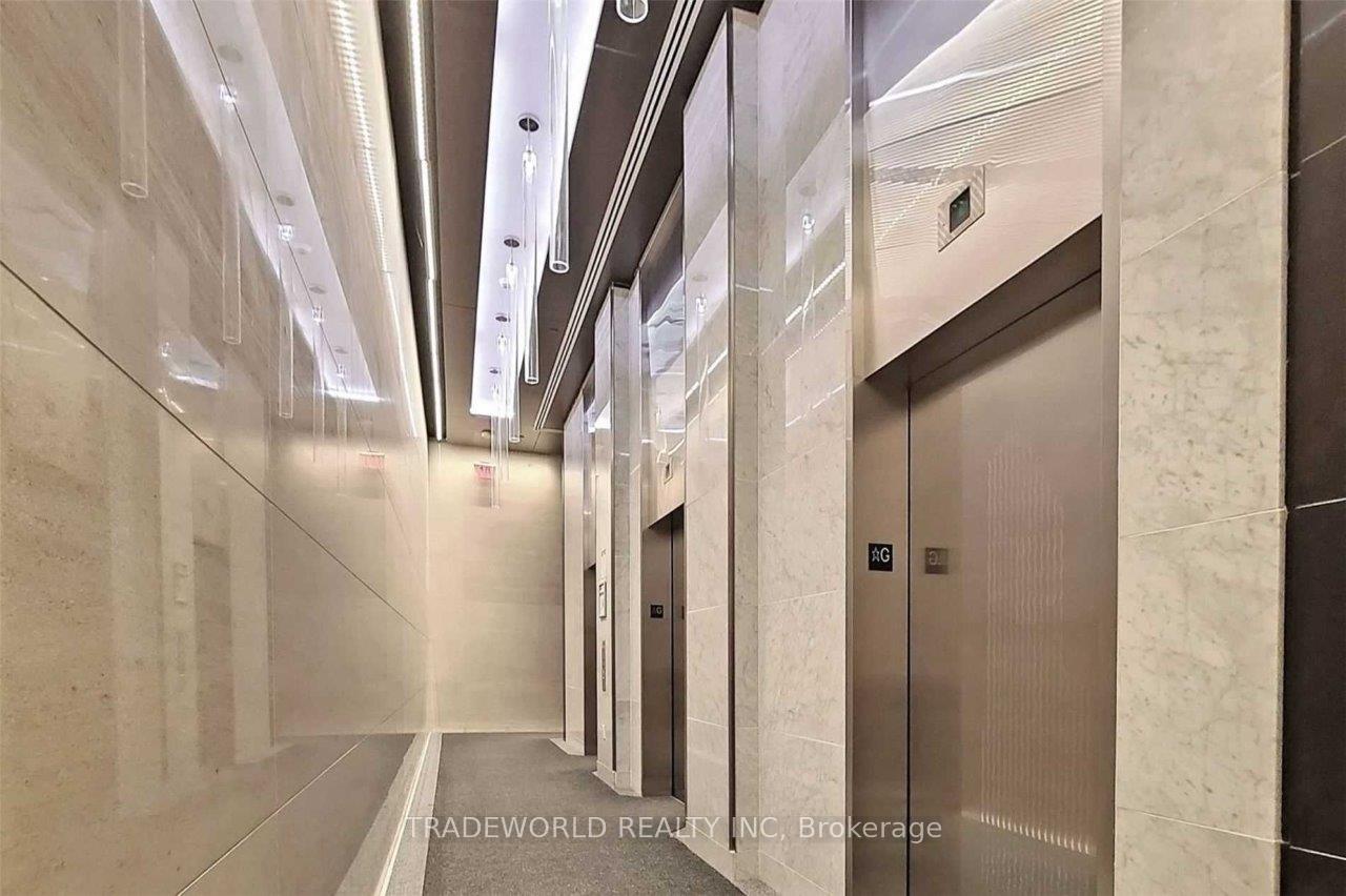Photo 10 of Unit 6902, 388 Yonge Street, Toronto, Bay Street Corridor — HOMEH