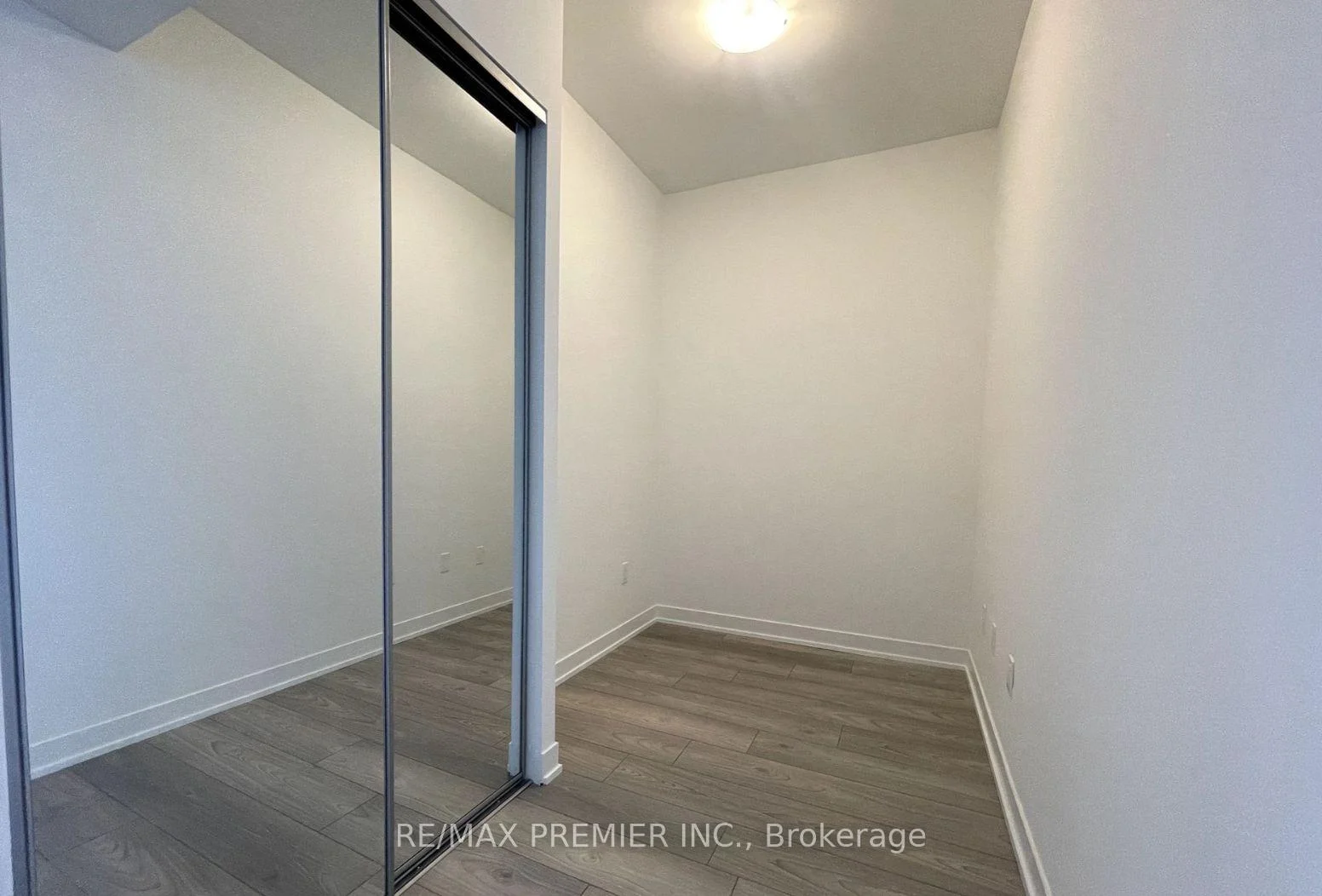 Photo 11 of Unit 1707, 474 Caldari Road, Vaughan, Concord — HOMEH