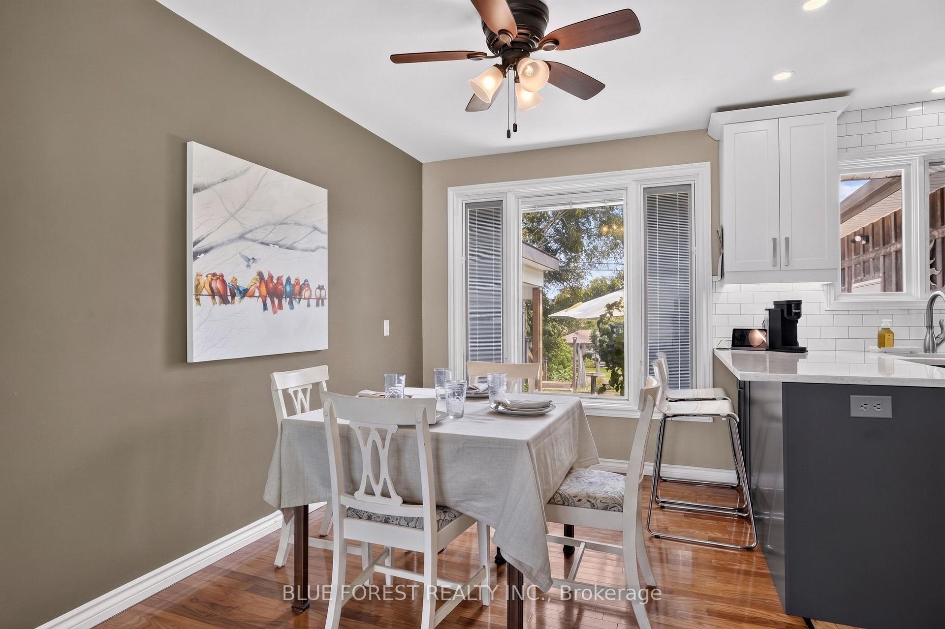 Photo 9 of 926 Eagle Crescent, London, South J — HOMEH