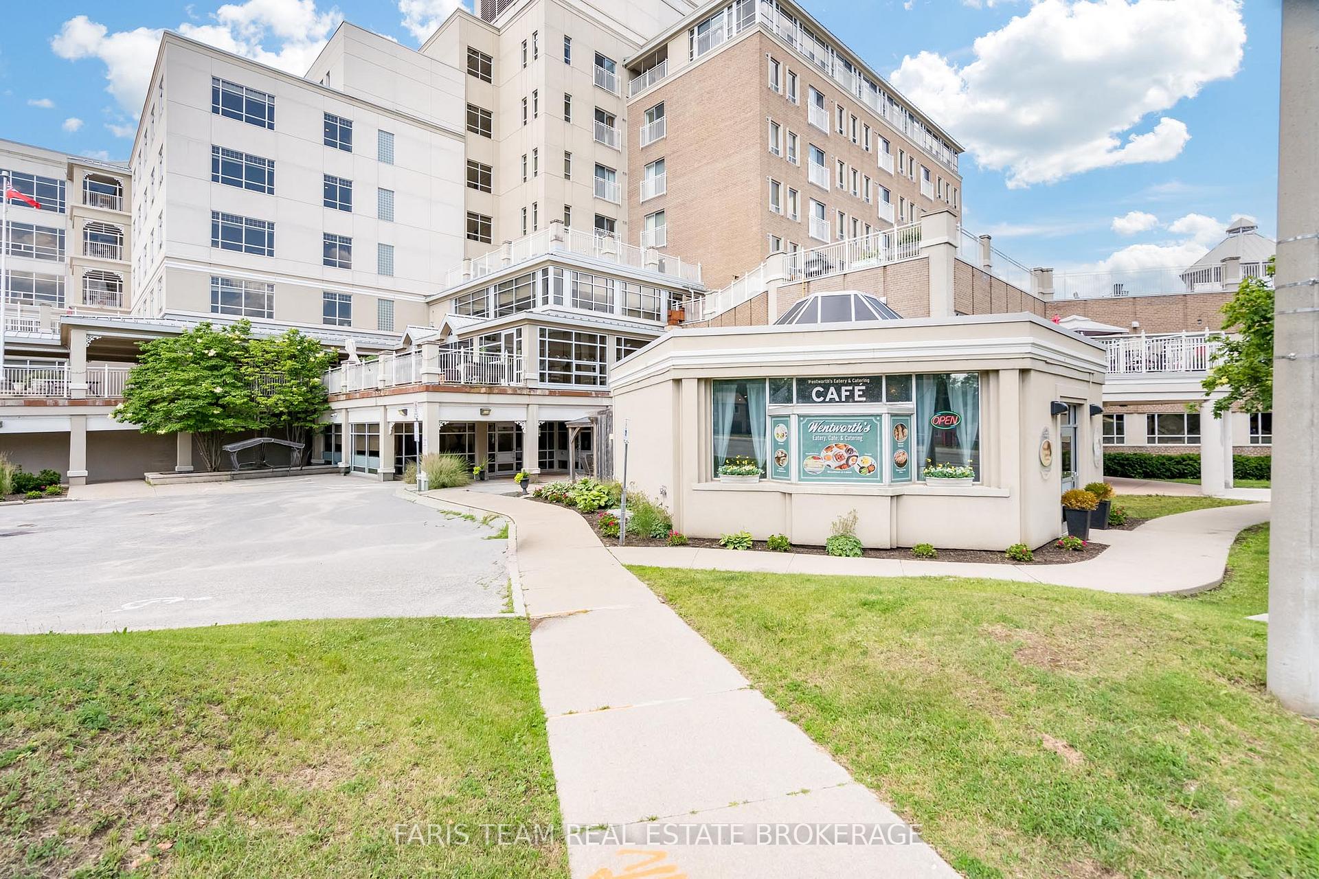 Photo 3 of Unit 82, 74 Ross Street, Barrie, Queen's Park — HOMEH