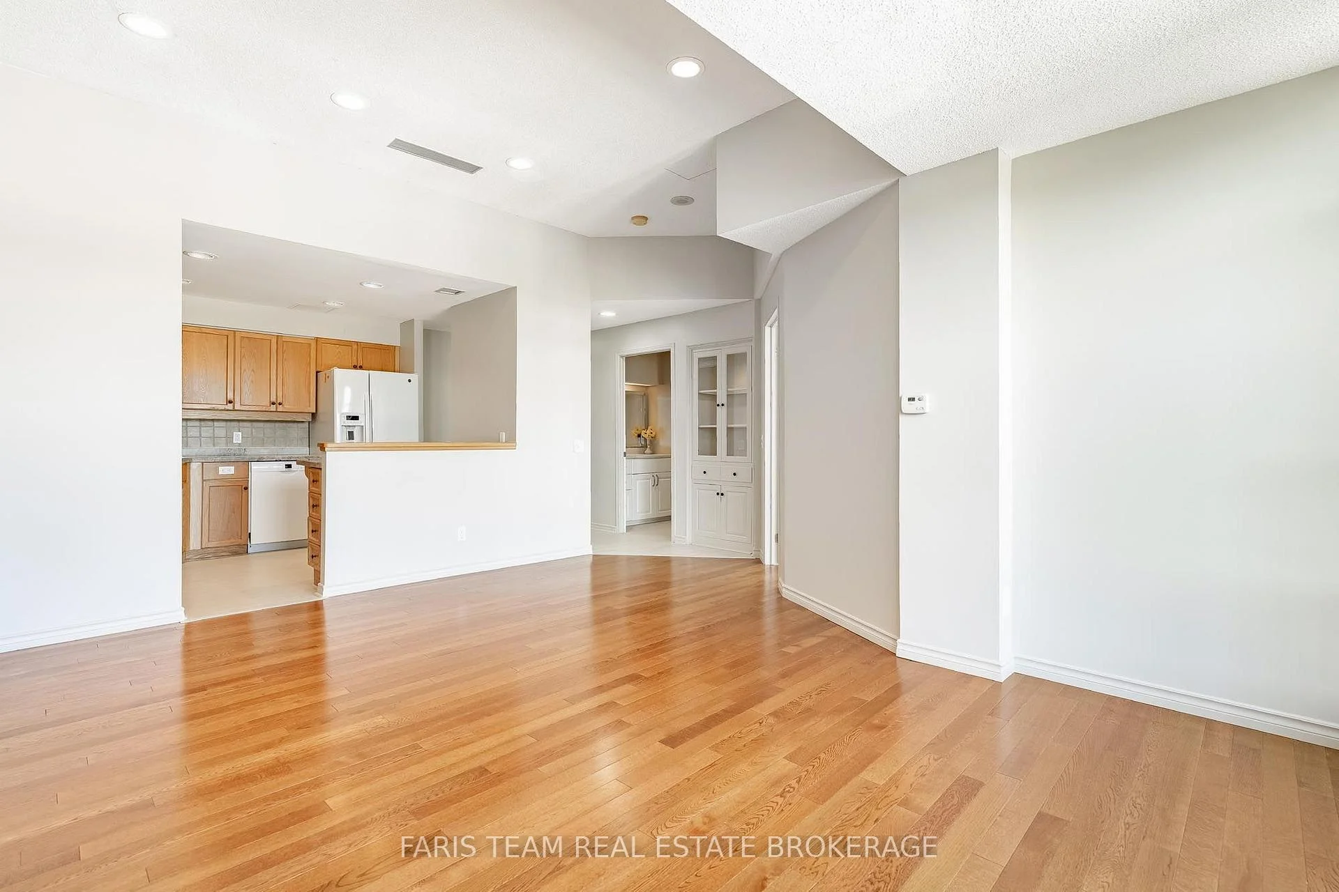 Photo 32 of Unit 82, 74 Ross Street, Barrie, Queen's Park — HOMEH