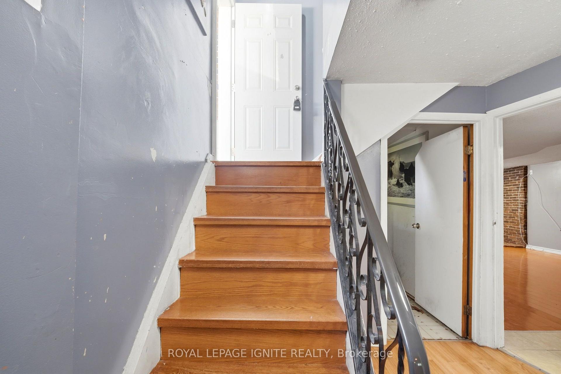 Photo 4 of Unit Bsmt, 18 Gloaming Drive, Scarborough, West Hill — HOMEH