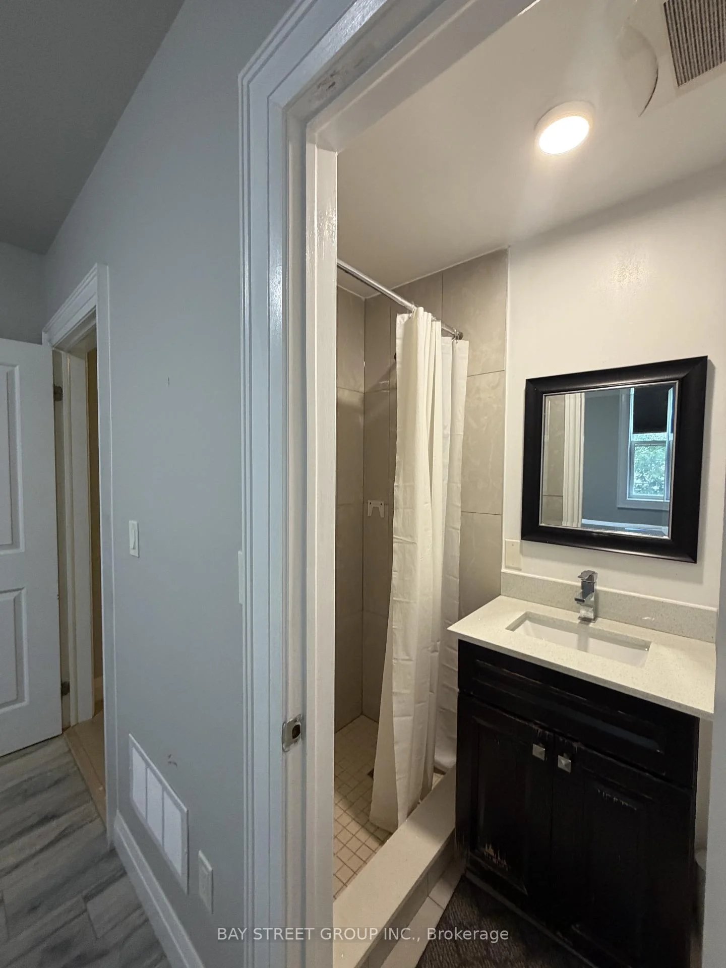 Photo 7 of Unit Main and Lower, 33 Dalton Road, Toronto, The Annex — HOMEH