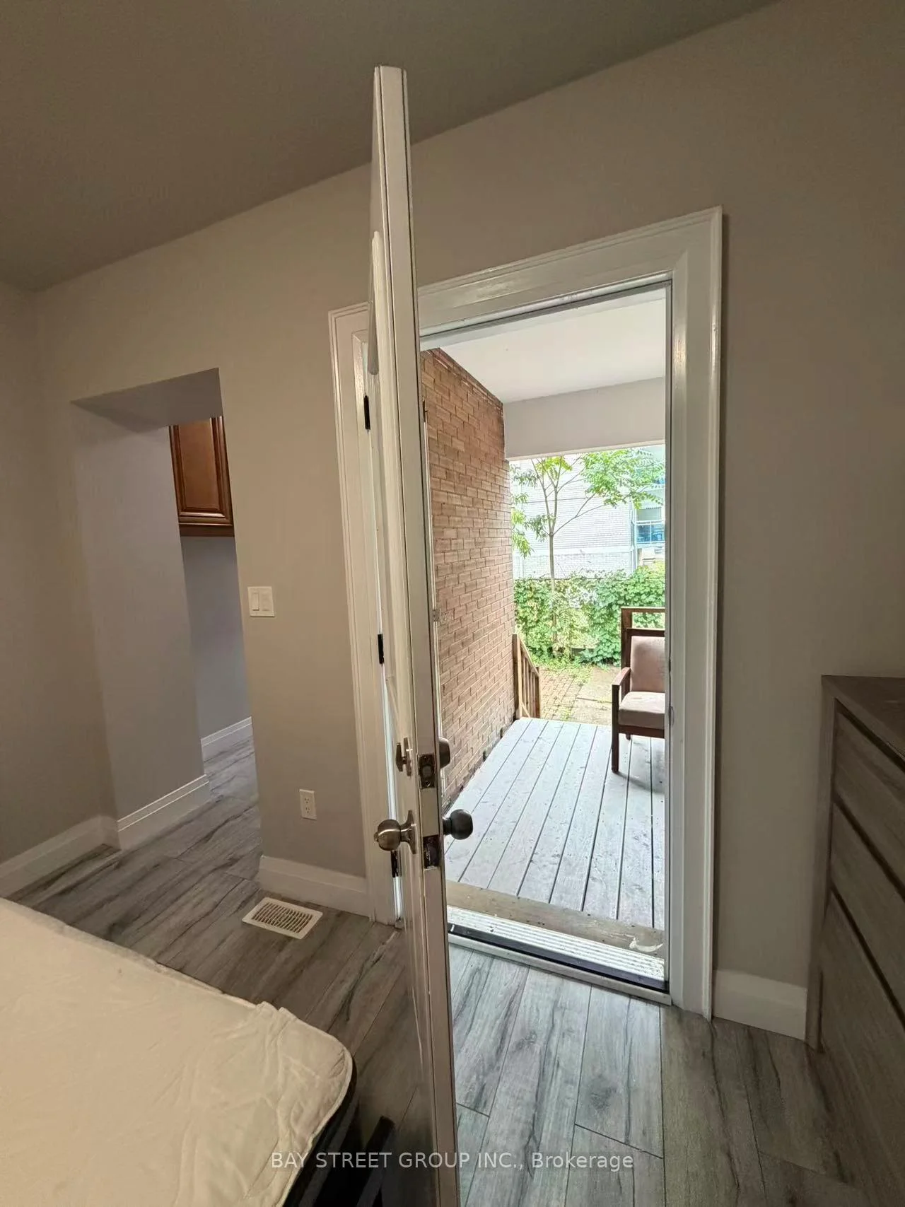 Photo 16 of Unit Main and Lower, 33 Dalton Road, Toronto, The Annex — HOMEH