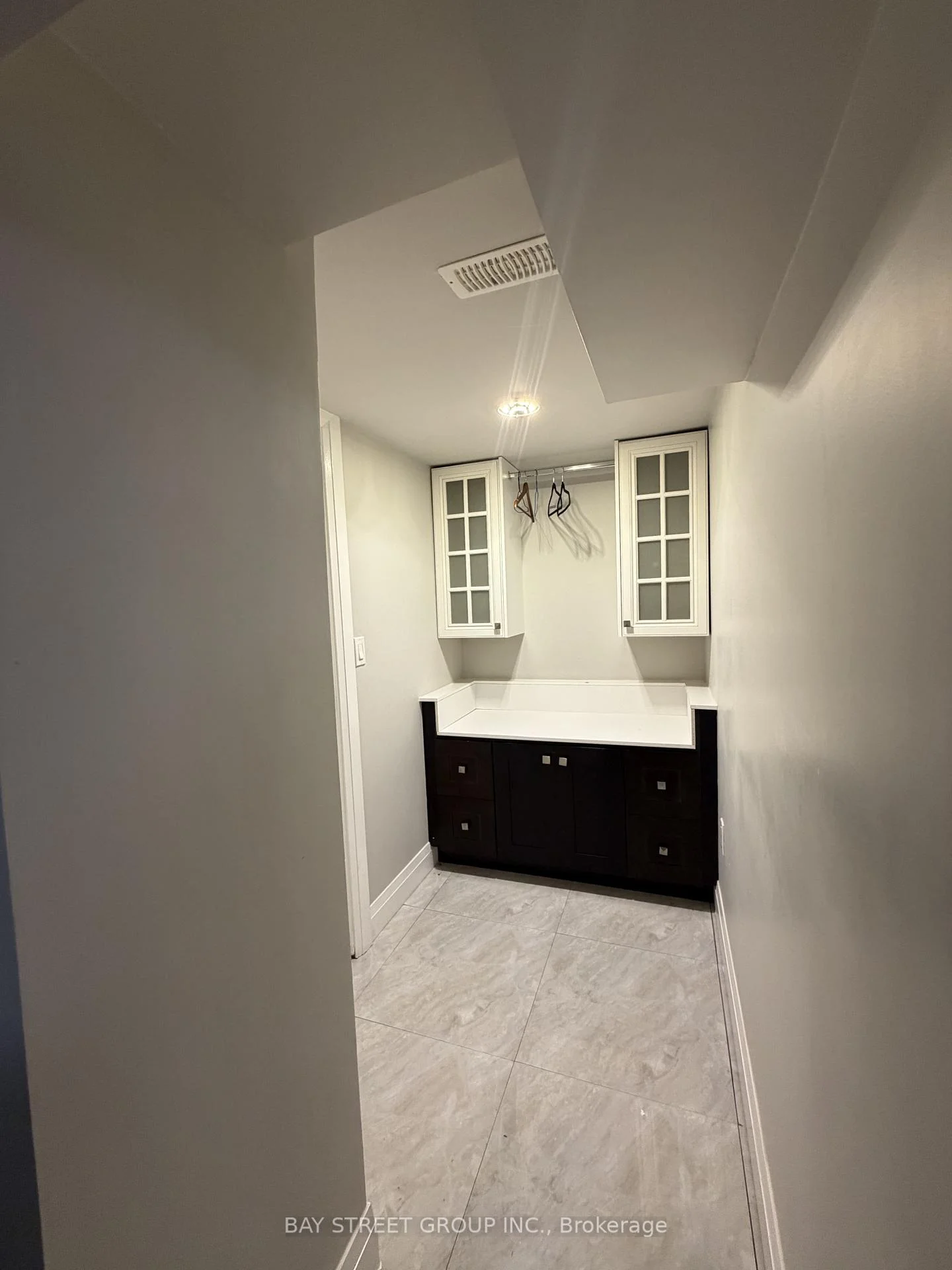 Photo 21 of Unit Main and Lower, 33 Dalton Road, Toronto, The Annex — HOMEH