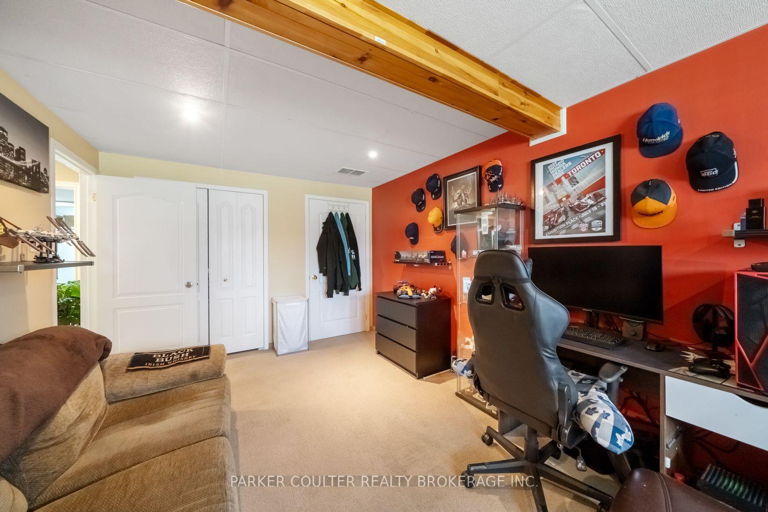 Photo 32 of 2 Marni Lane, Springwater, Rural Springwater — HOMEH