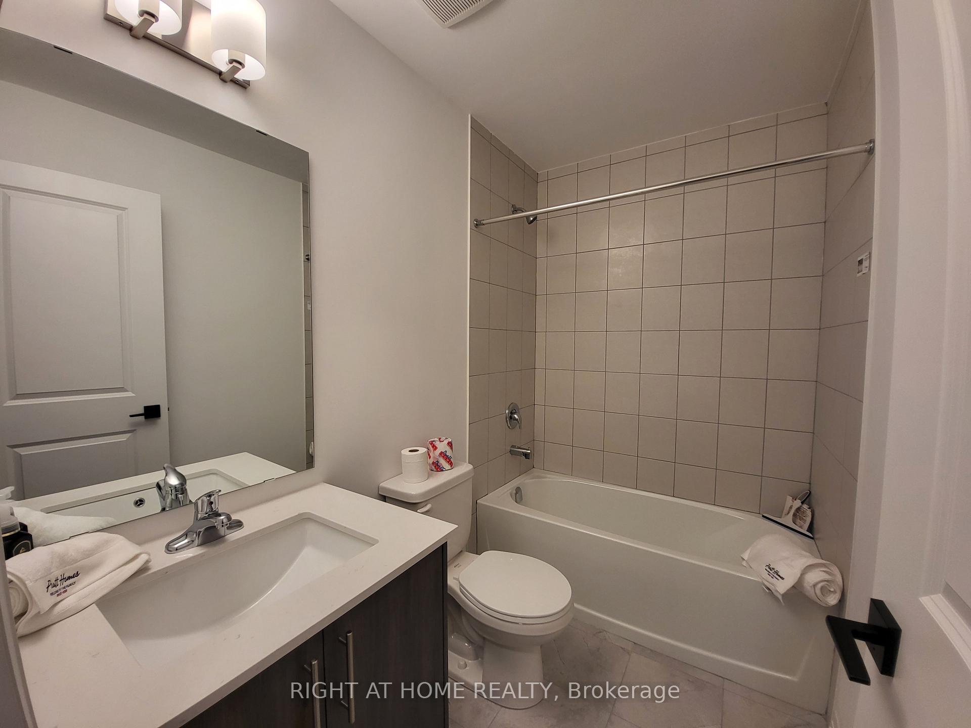 Photo 7 of 23 Fairlane Avenue, Barrie, Painswick South — HOMEH