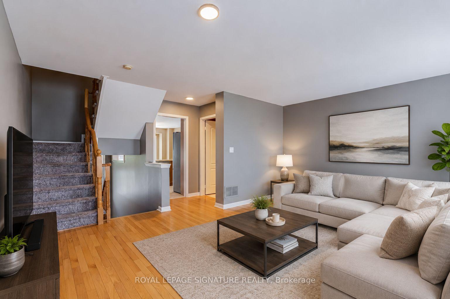Photo 5 of 250 Richvale Drive S, Brampton, Heart Lake East — HOMEH
