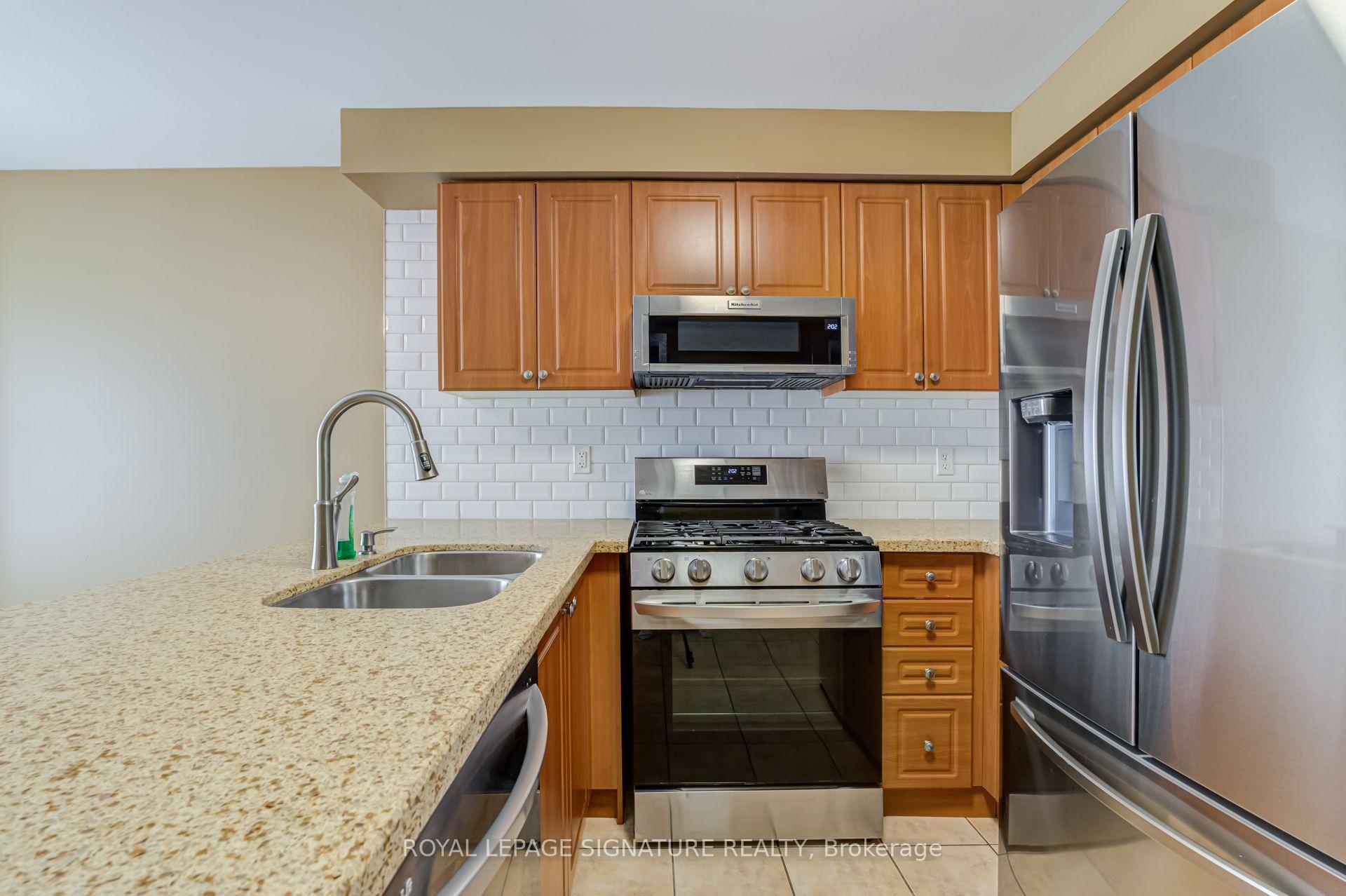 Photo 16 of 250 Richvale Drive S, Brampton, Heart Lake East — HOMEH