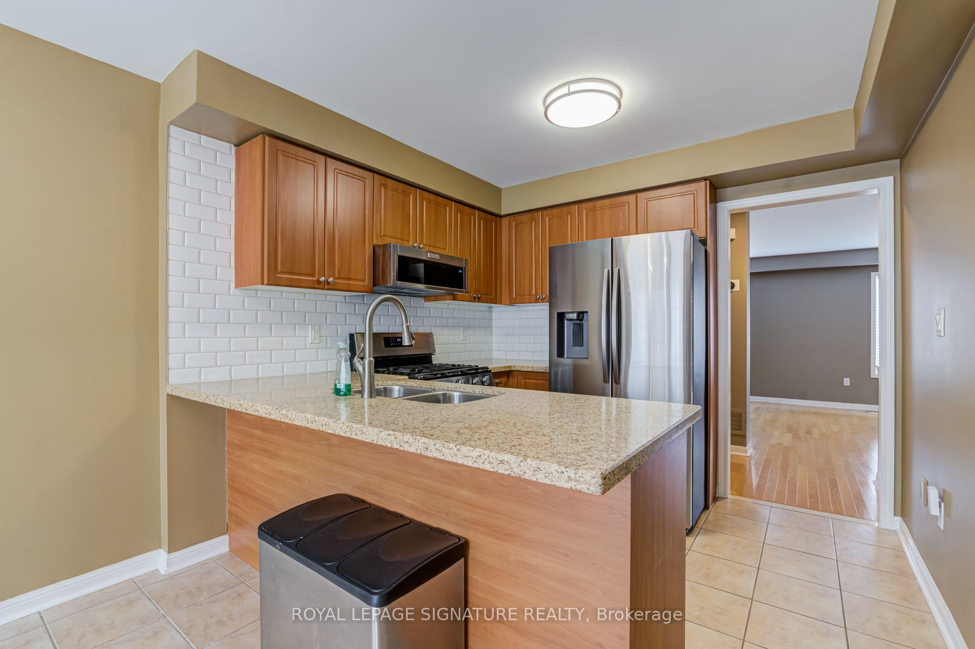 Photo 17 of 250 Richvale Drive S, Brampton, Heart Lake East — HOMEH
