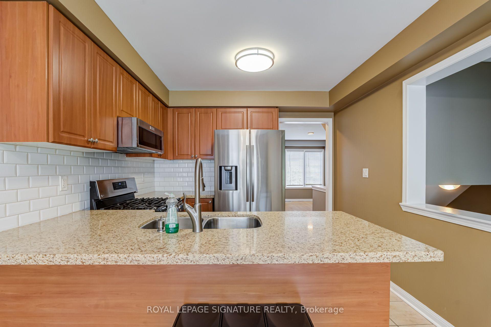 Photo 18 of 250 Richvale Drive S, Brampton, Heart Lake East — HOMEH