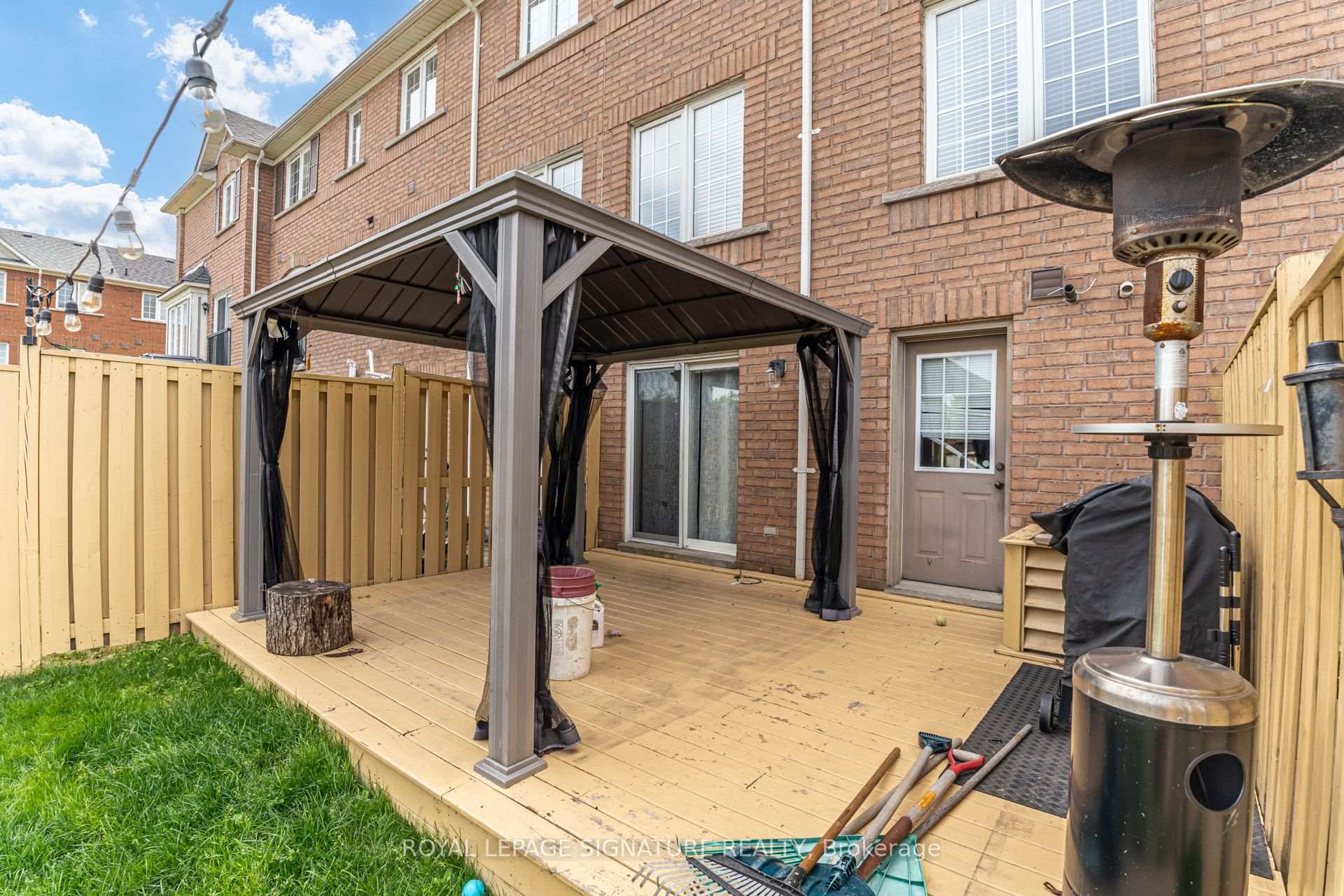 Photo 41 of 250 Richvale Drive S, Brampton, Heart Lake East — HOMEH