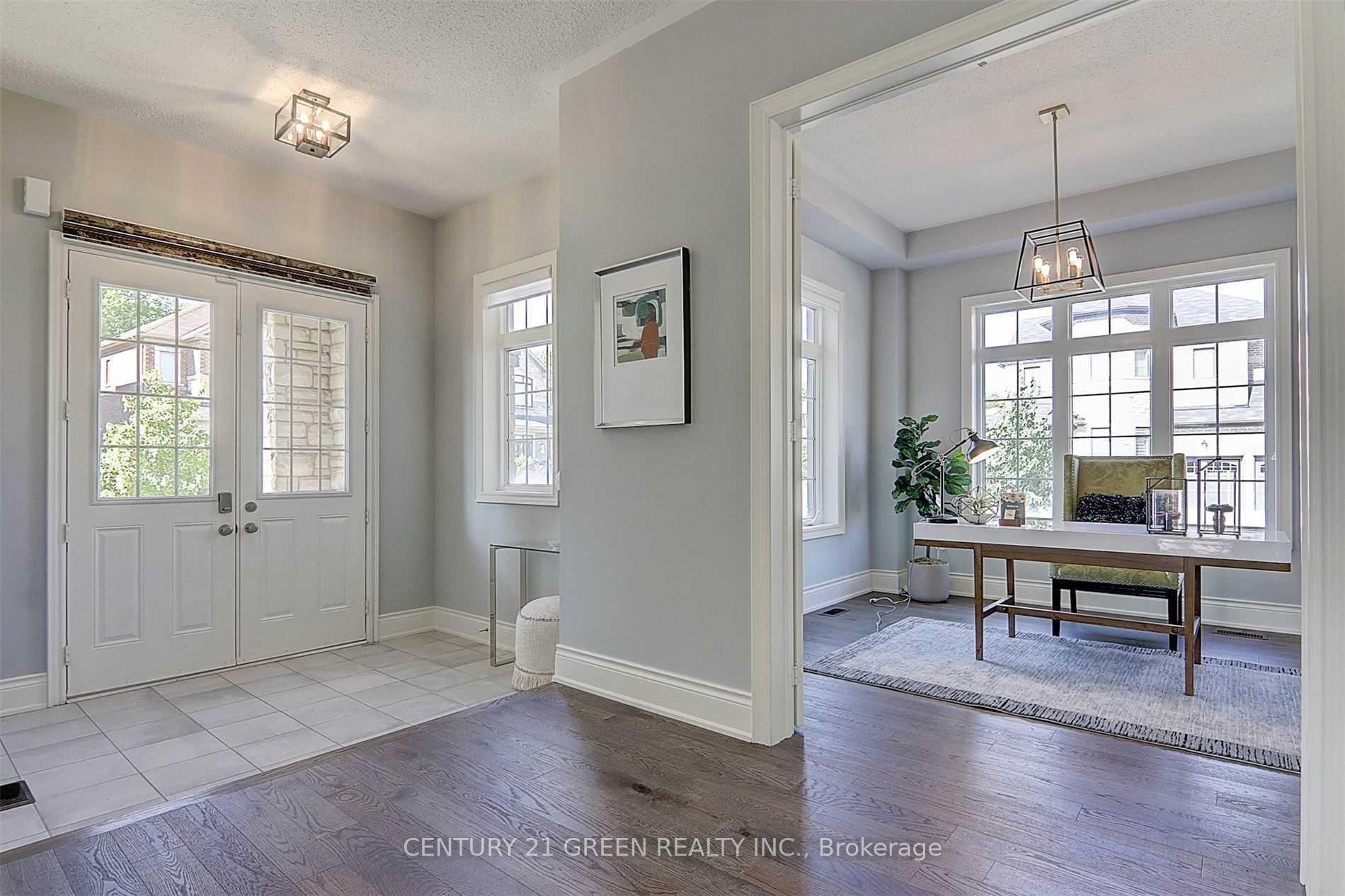 Photo 6 of 3276 Meadow Marsh Crescent, Oakville, Joshua Meadows — HOMEH