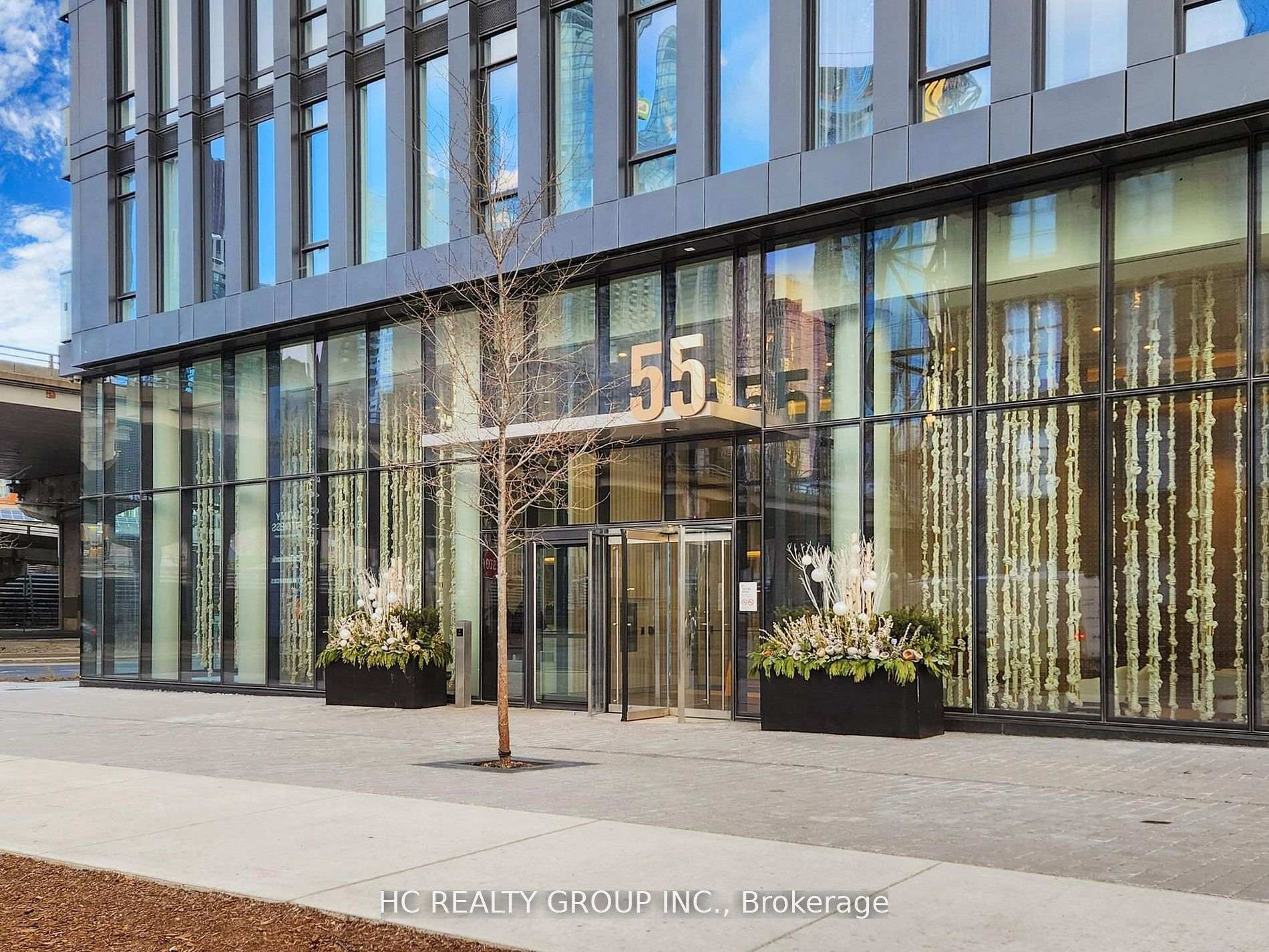 Photo 2 of Unit 6901, 55 Cooper Street, Toronto, Waterfront Communities — HOMEH